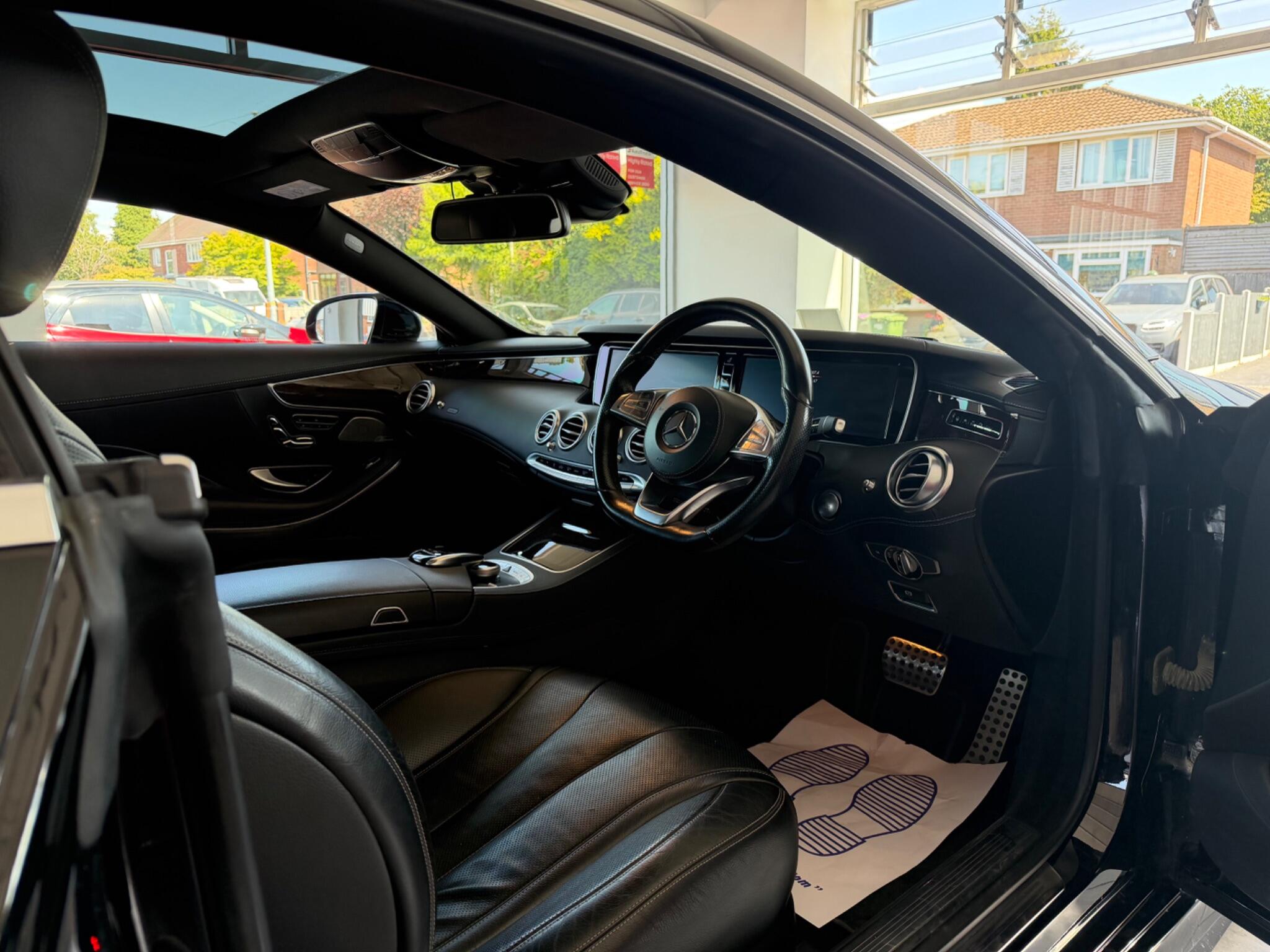 Mercedes-Benz S-Class view 59