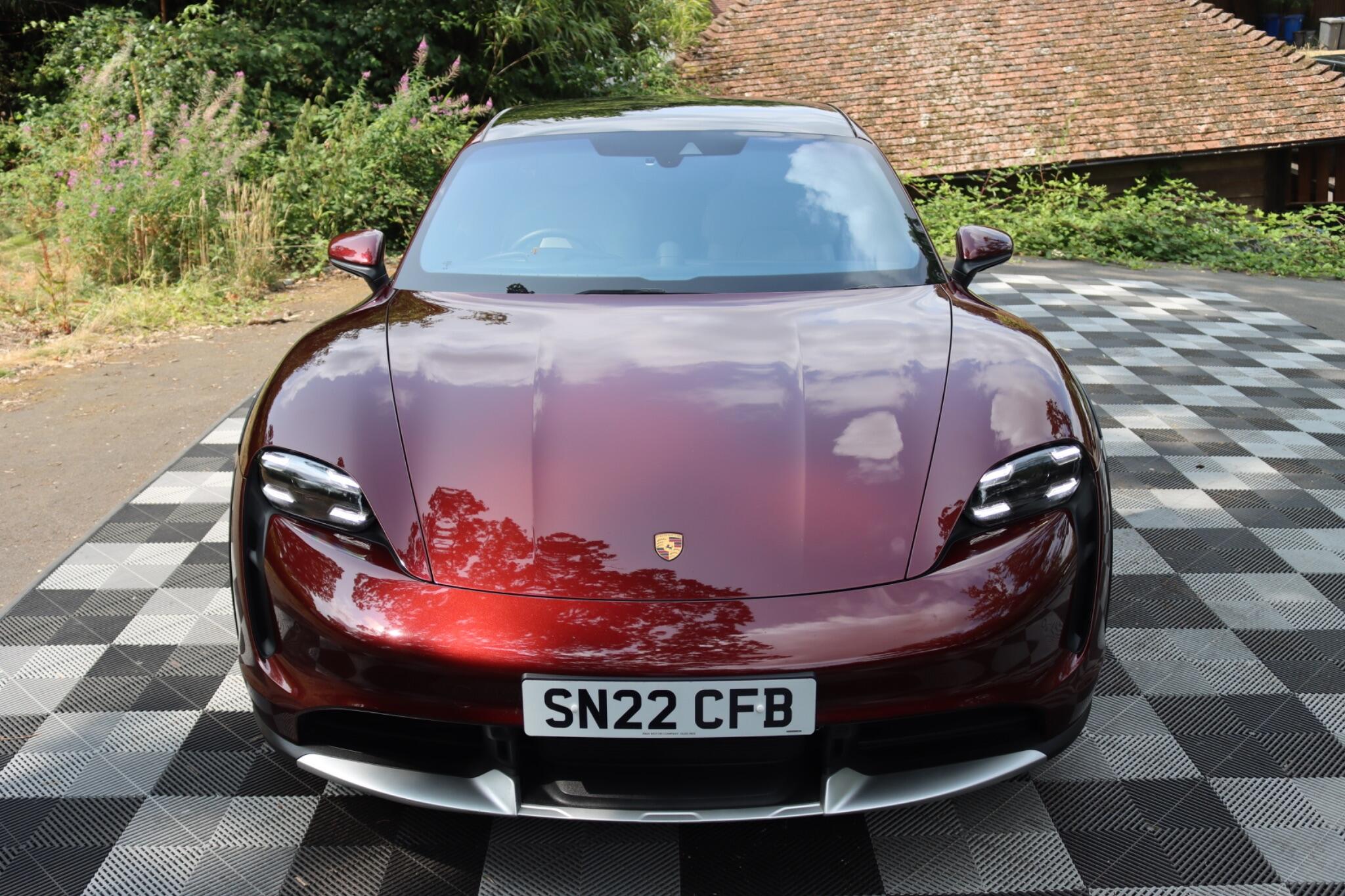 Porsche Taycan view 18
