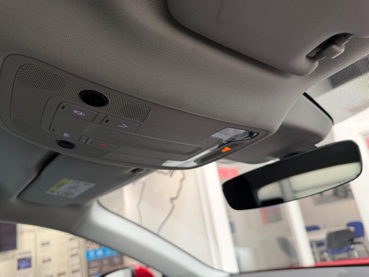 Audi Q3 view 44