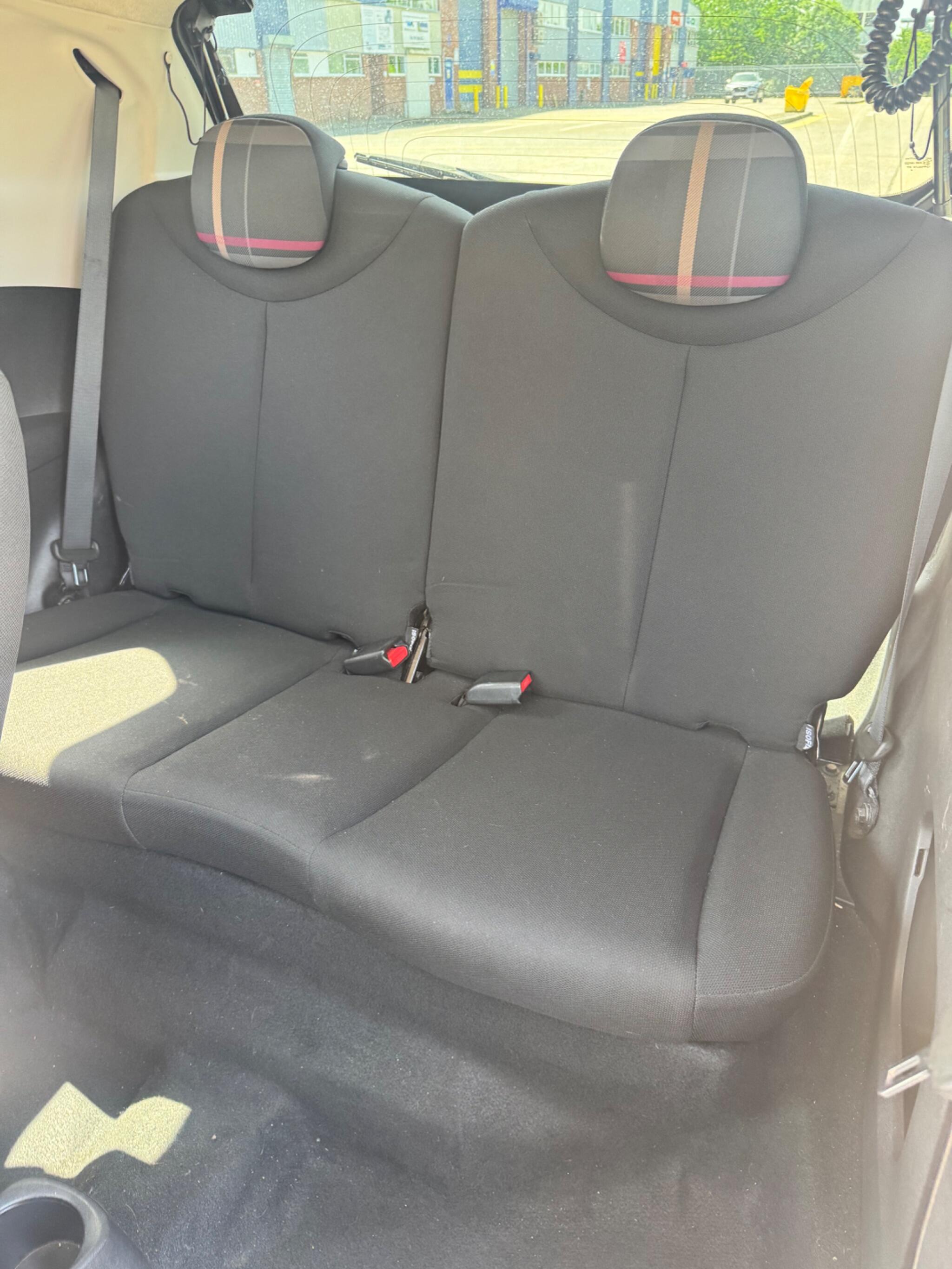 Peugeot 108 view 29