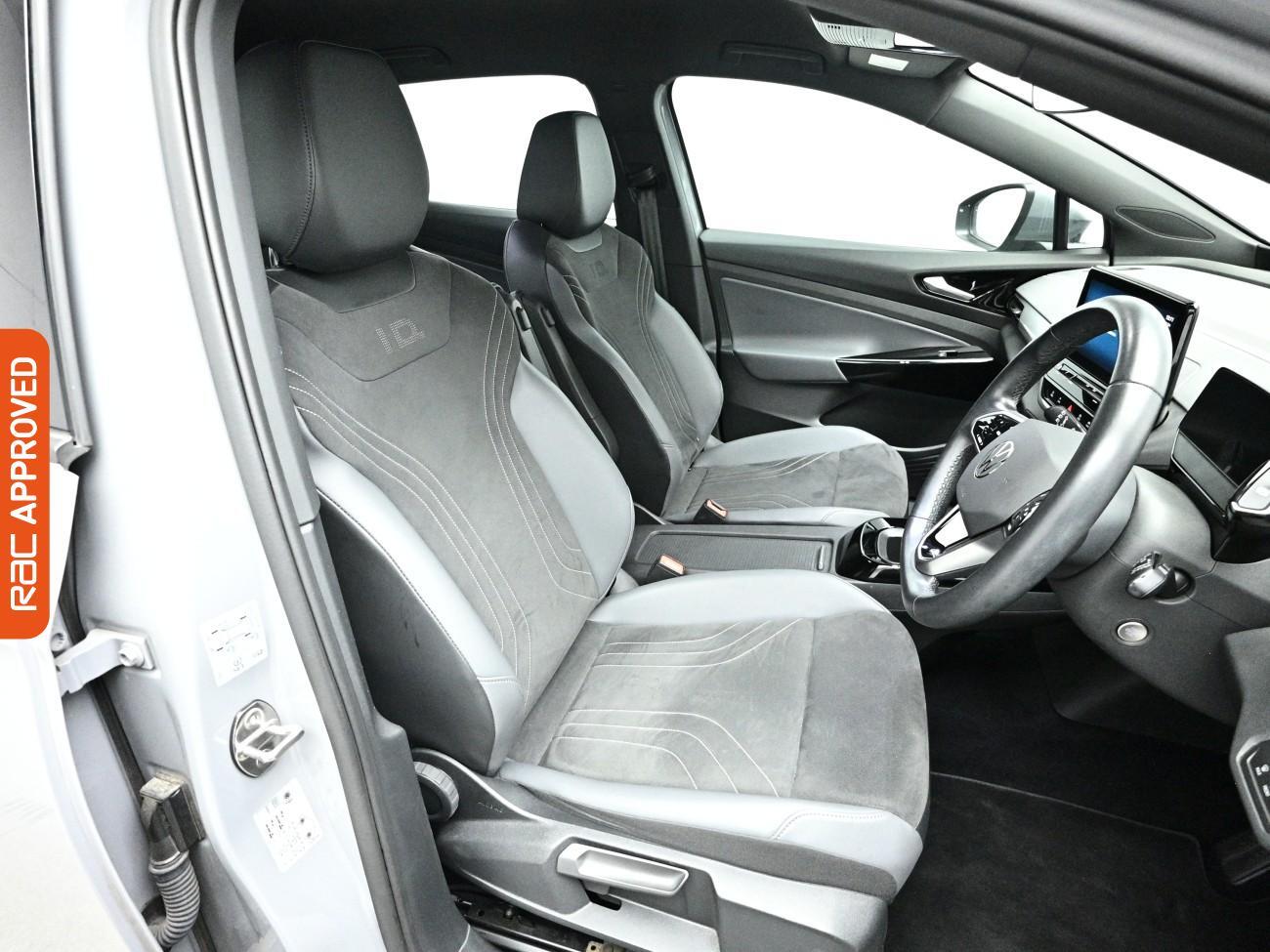 Volkswagen Id.4 view 13