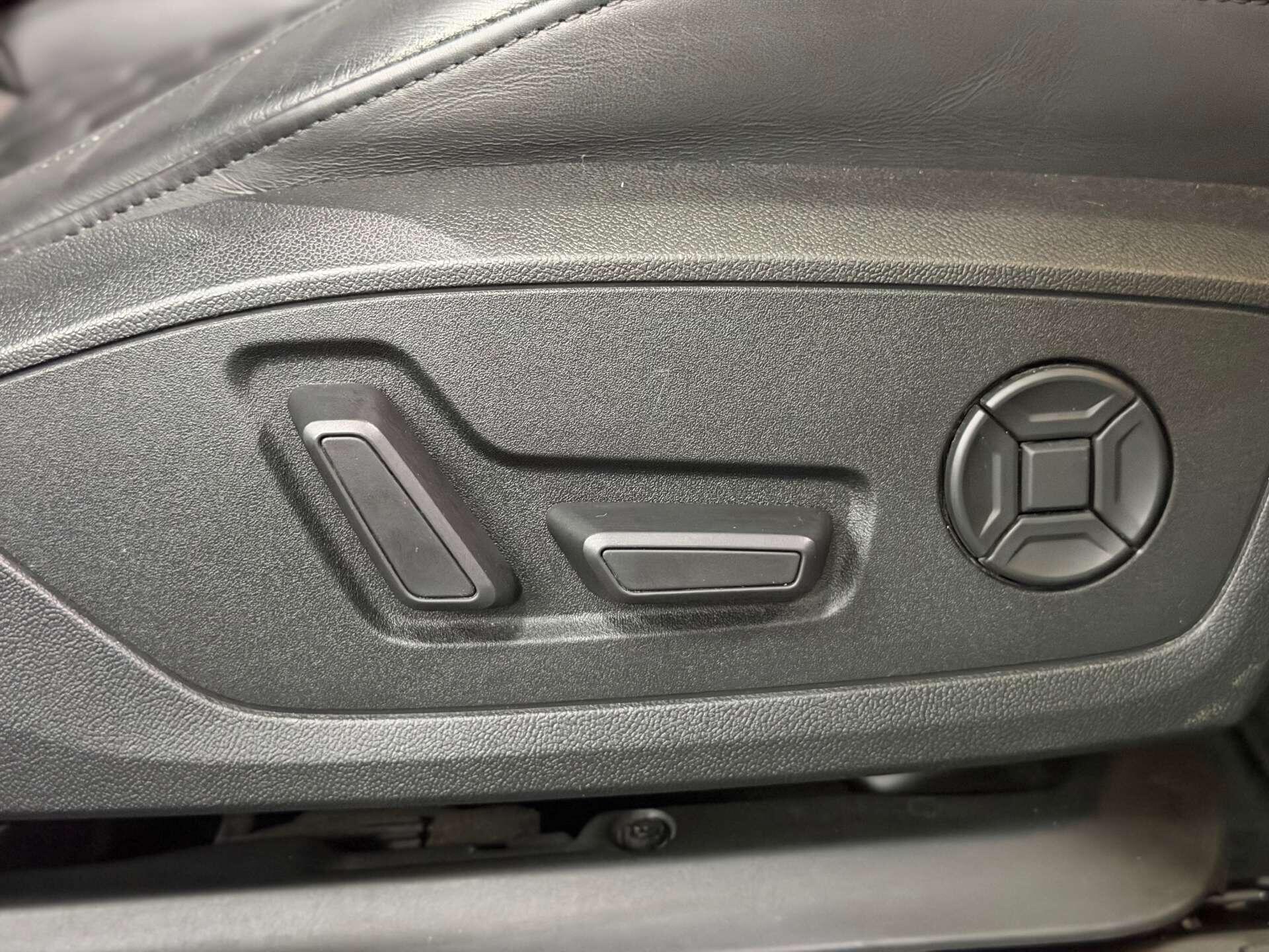 Audi RS Q3 view 44