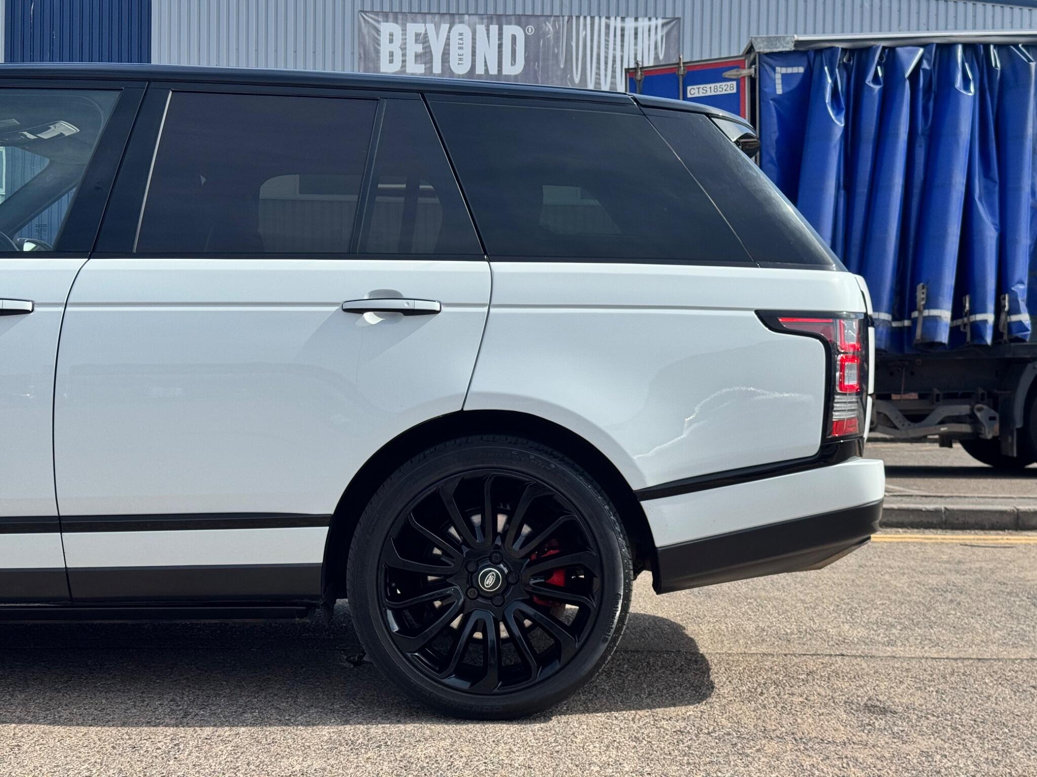 Land Rover Range Rover view 62