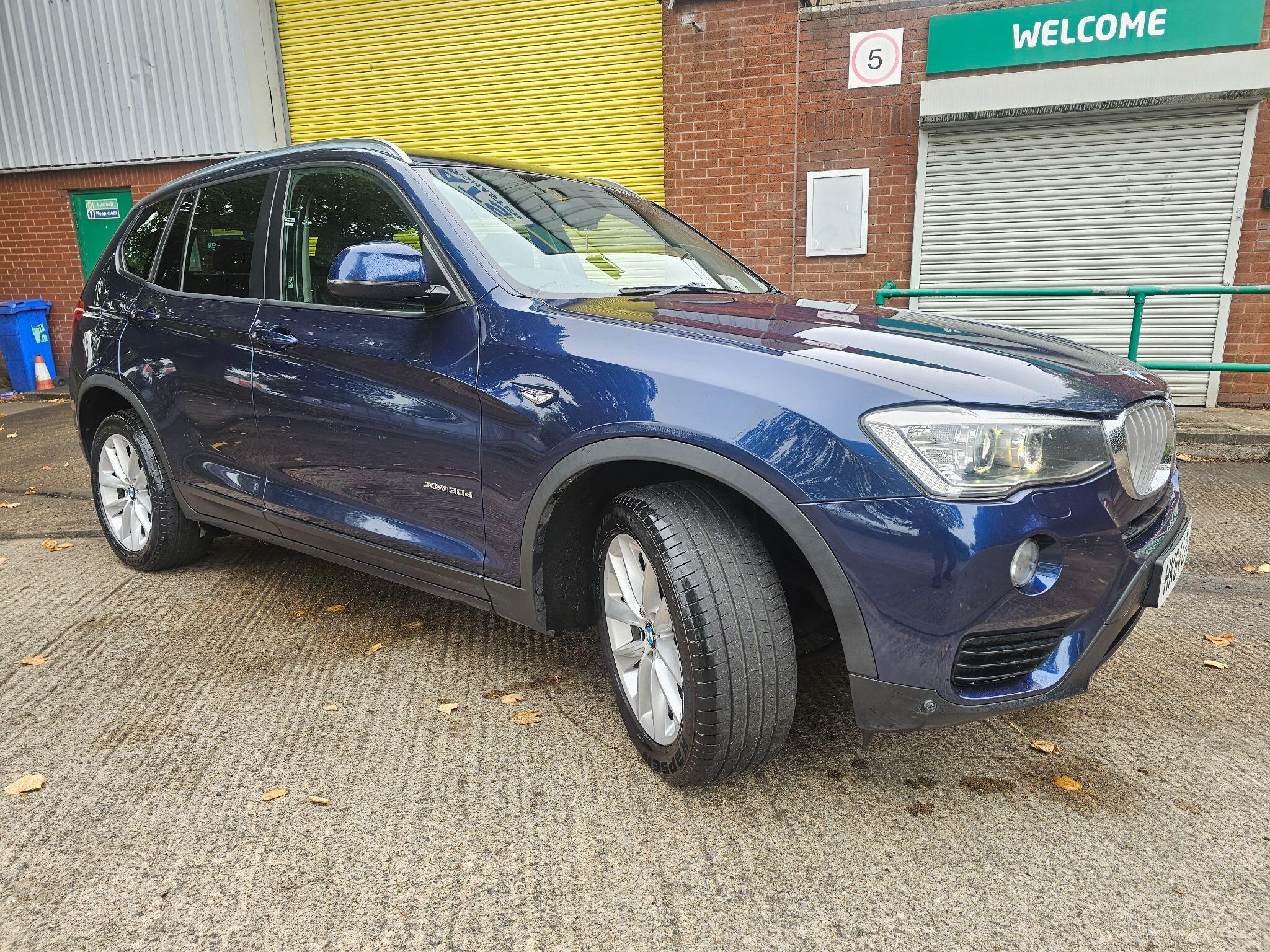 BMW X3 view 13
