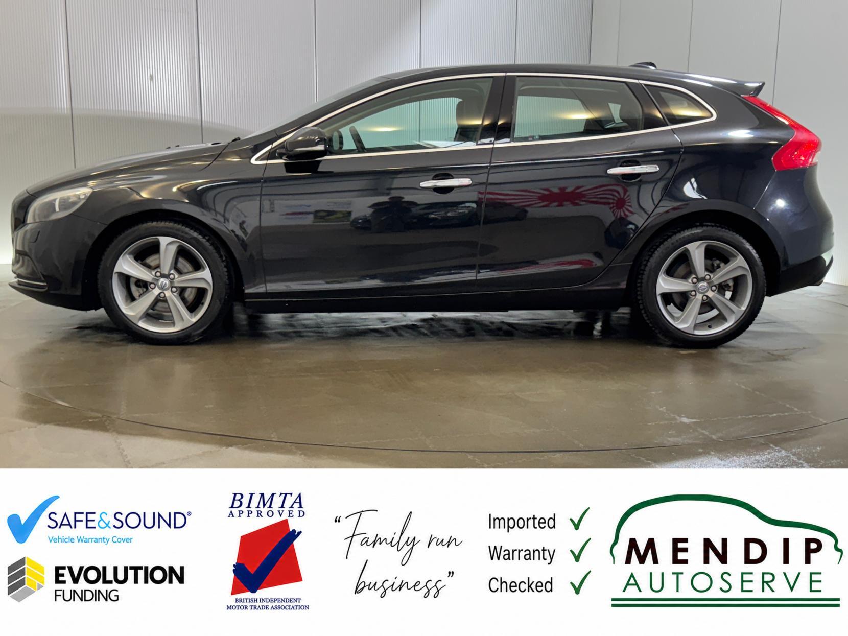 Volvo V40 view 9
