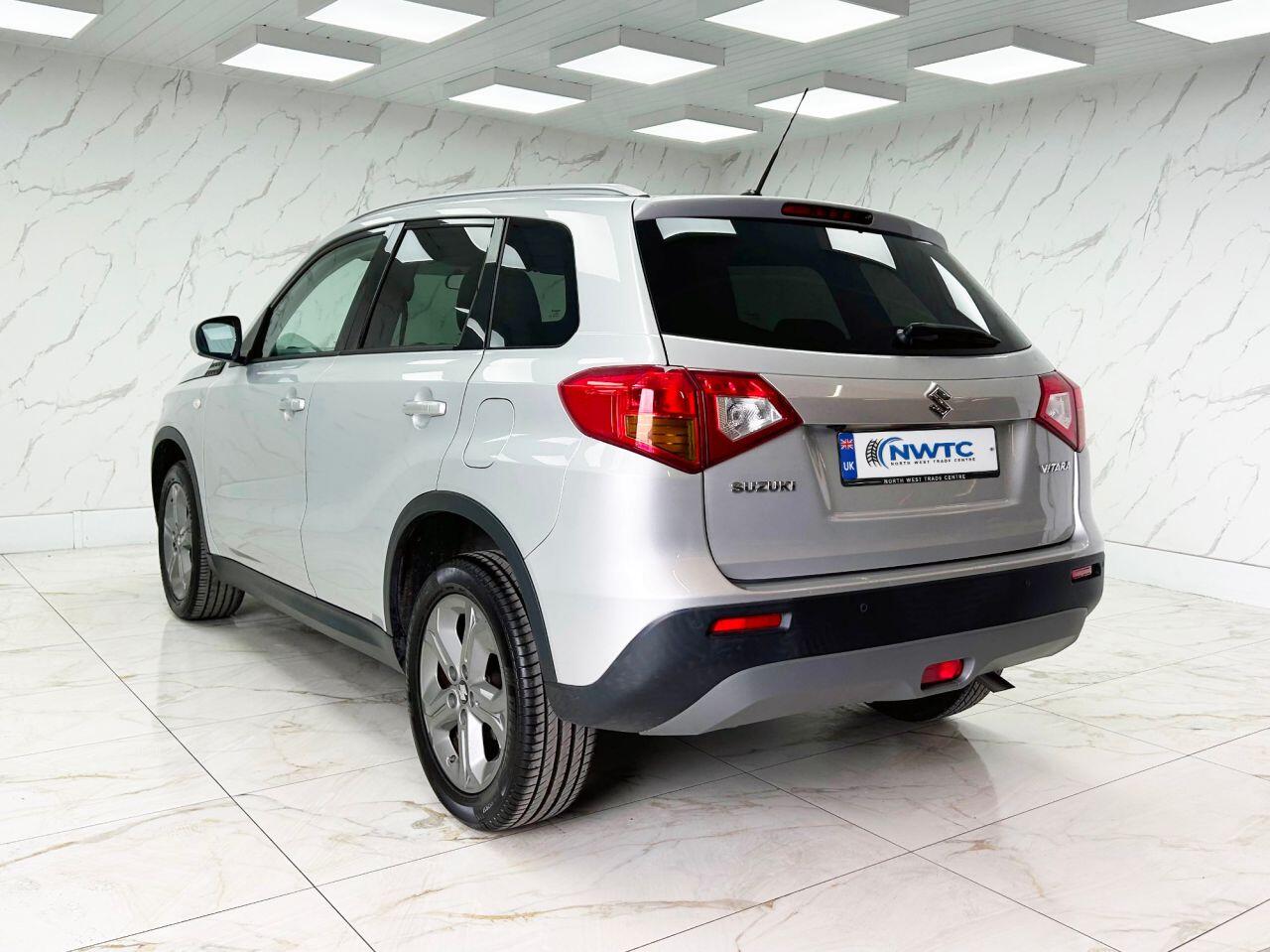 Suzuki Vitara view 9