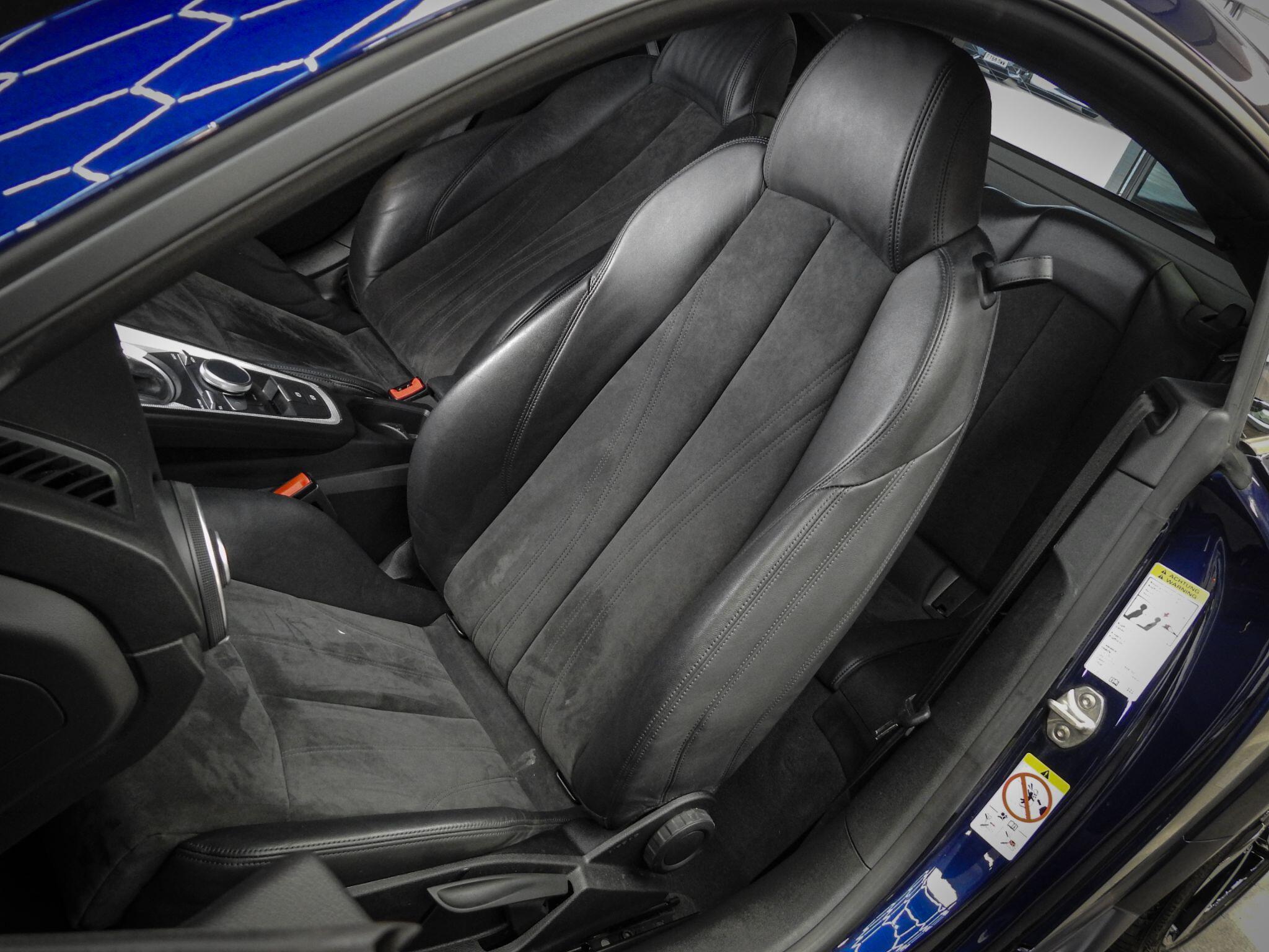 Audi TT view 35