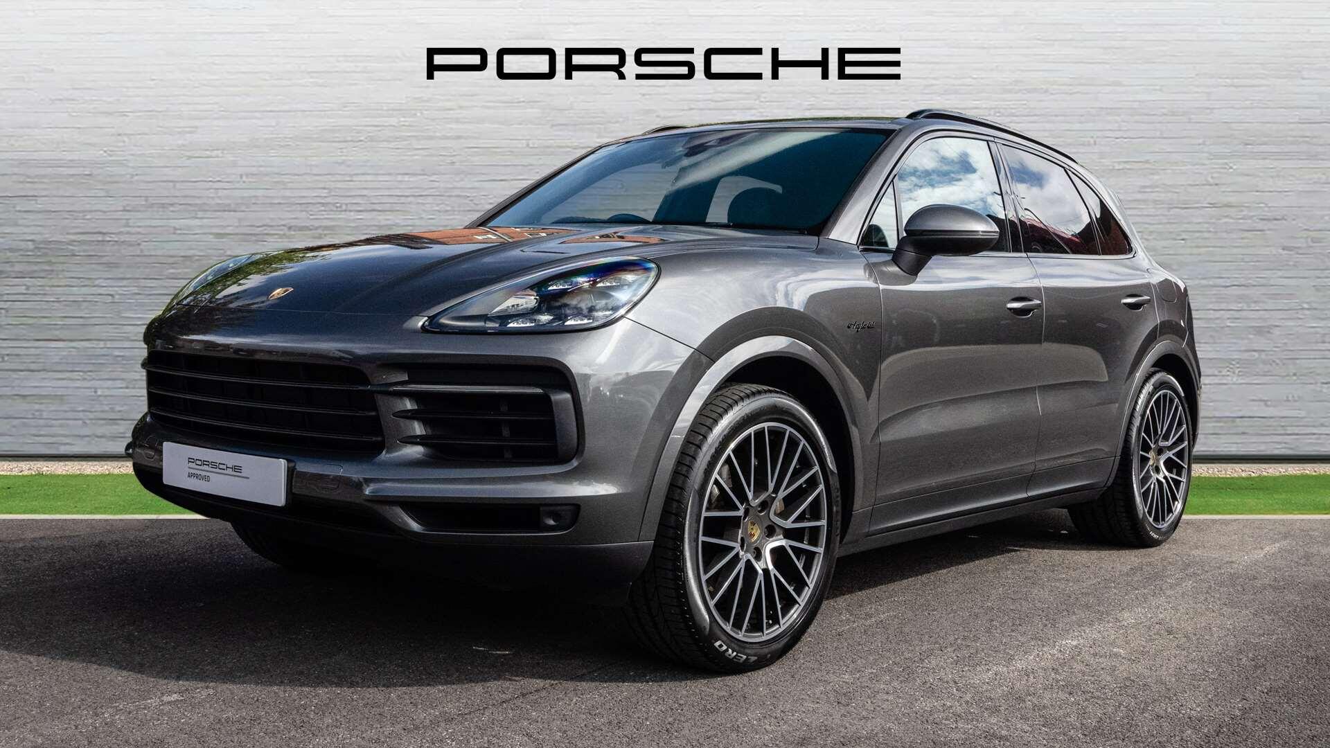 Porsche Cayenne view 2