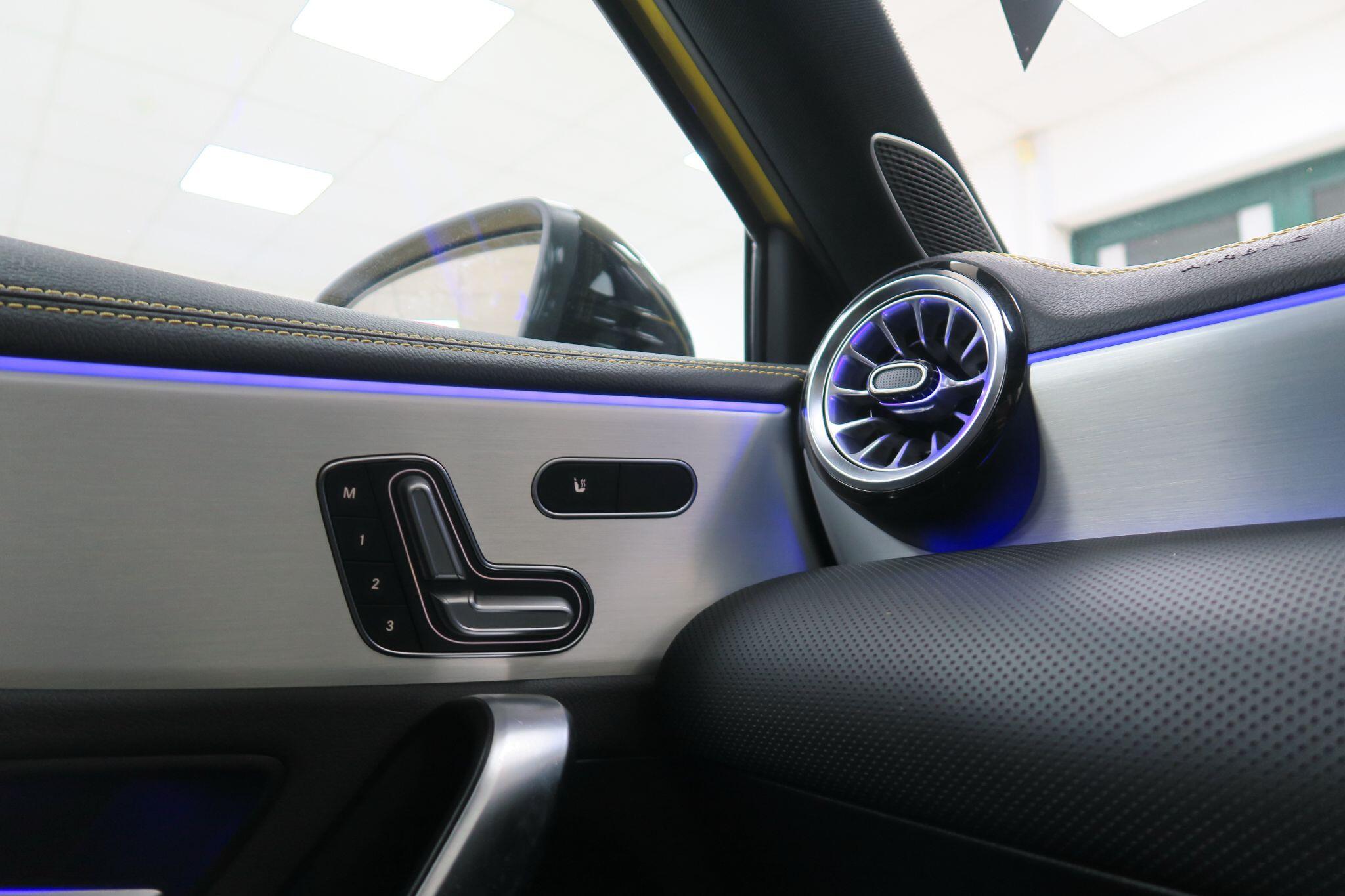 Mercedes-Benz A-Class view 17
