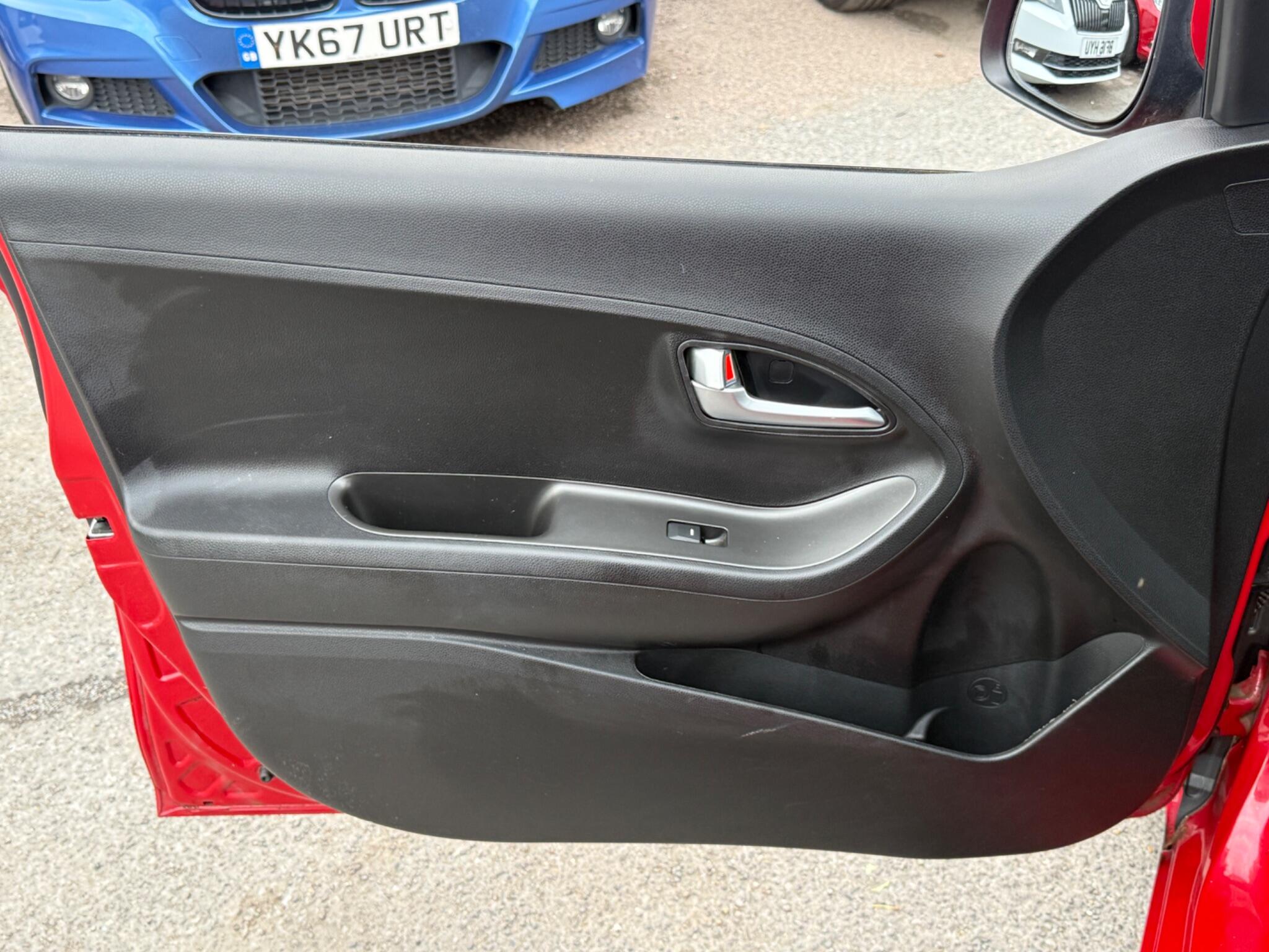 Kia Picanto - Image 44