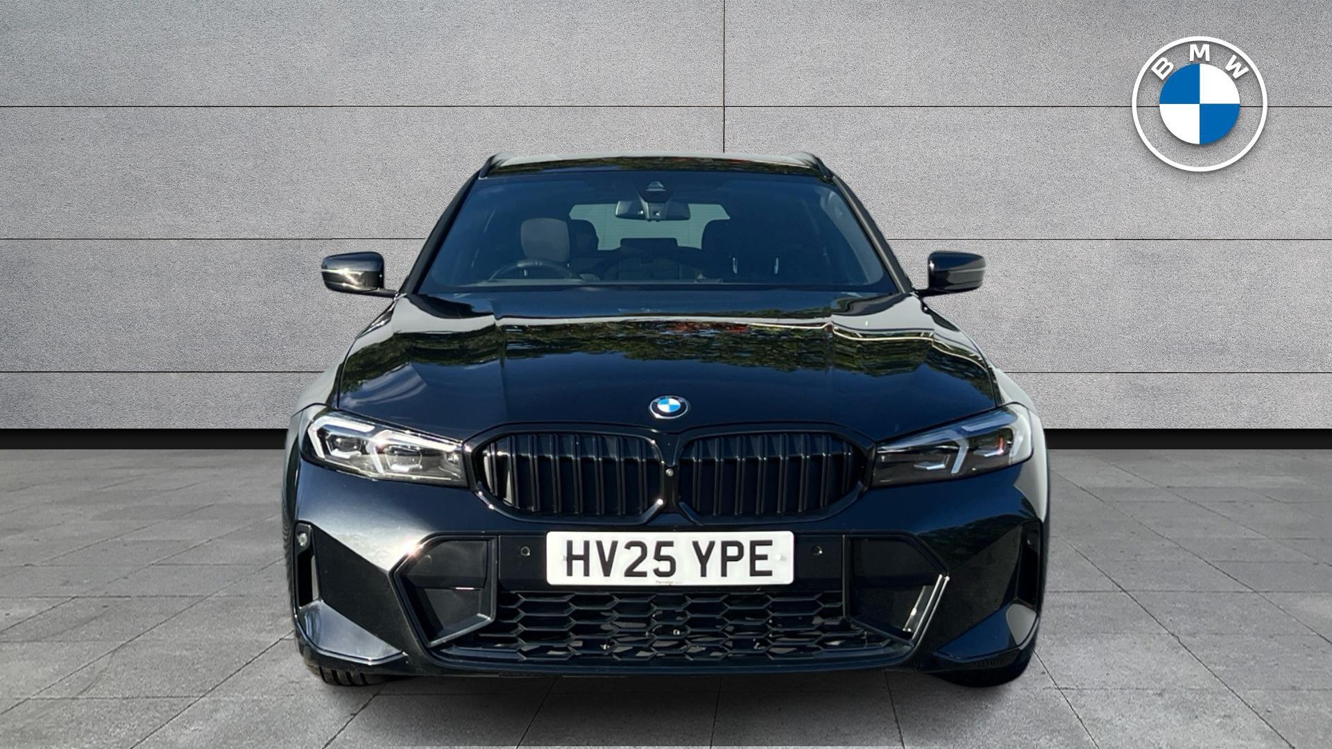 BMW 3 Series view 16