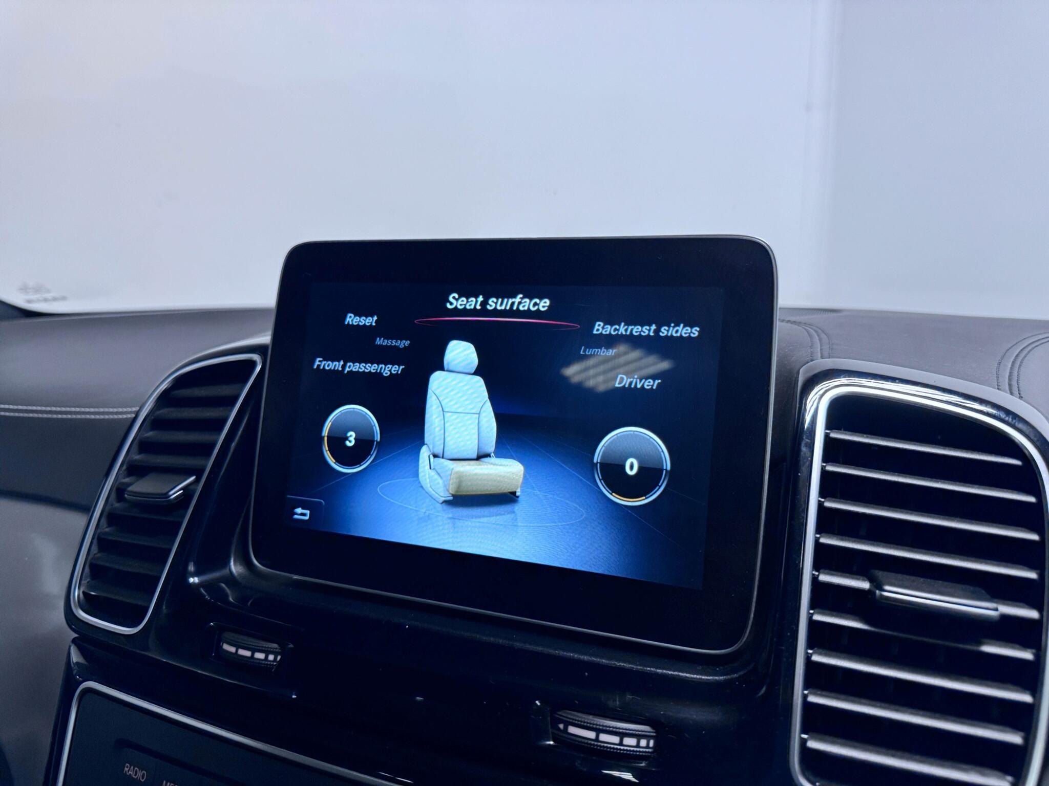 Mercedes-Benz Gle view 71