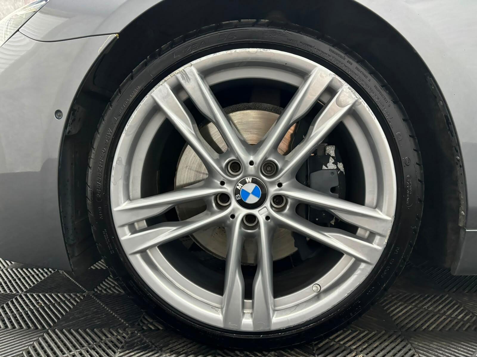 BMW 6 Series view 41