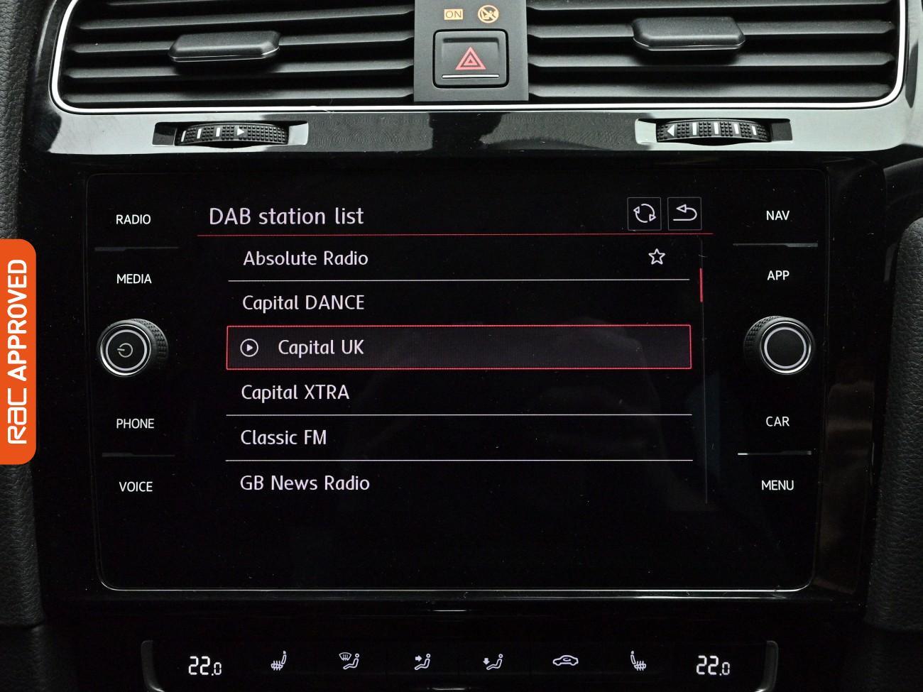 Volkswagen Golf view 17