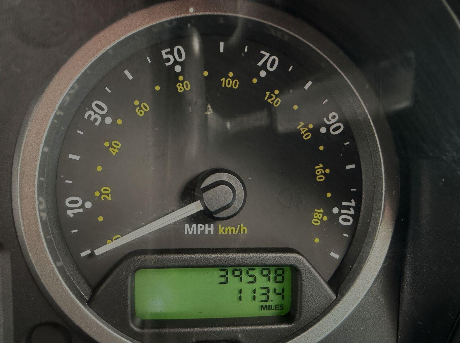 Land Rover Defender view 14