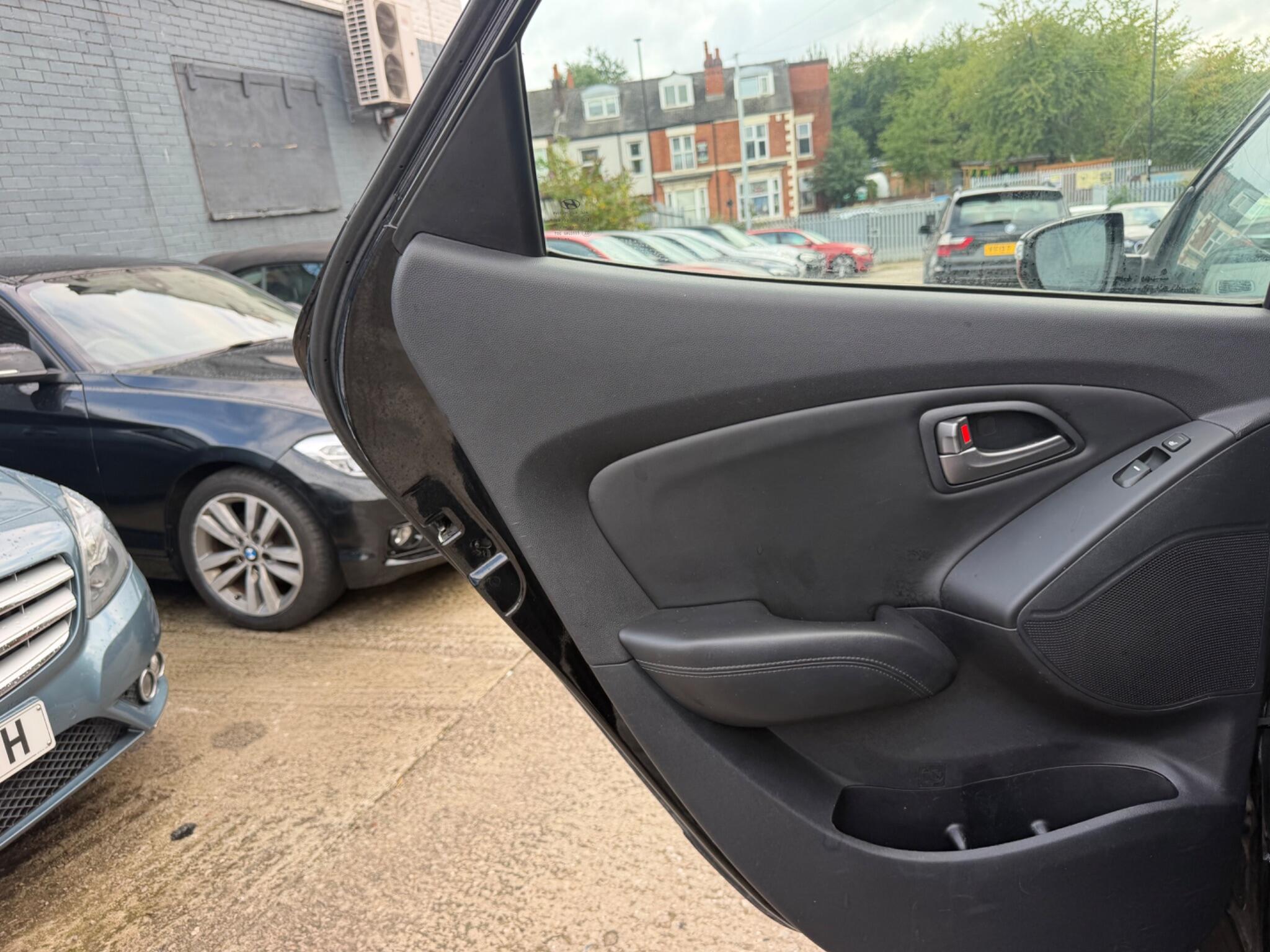 Hyundai Ix35 view 25