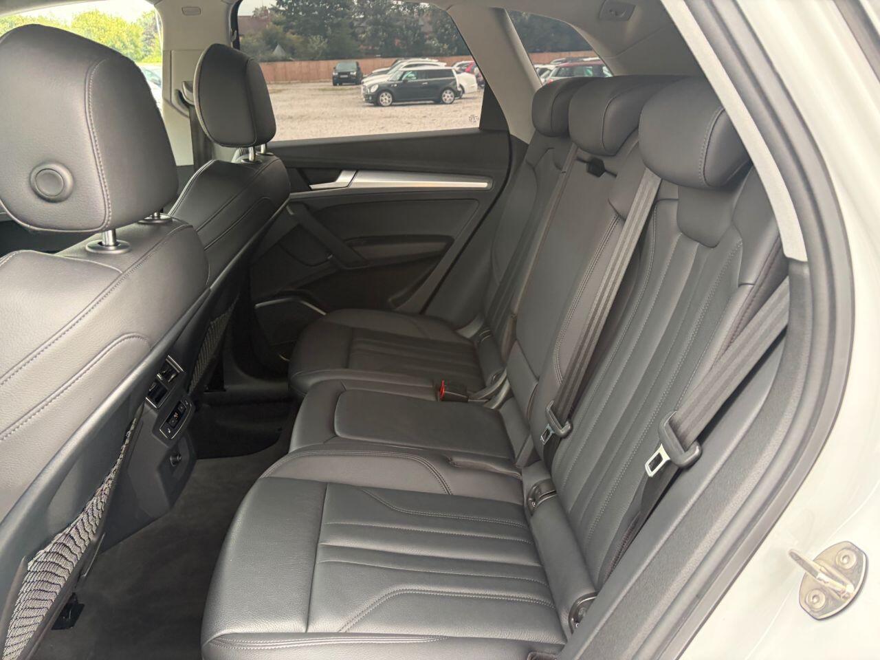 Audi Q5 view 23