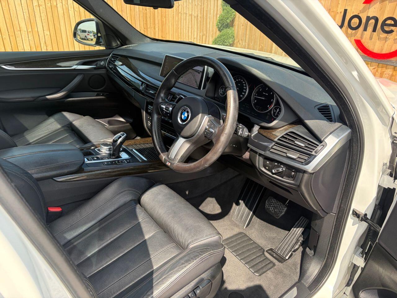 BMW X5 view 17