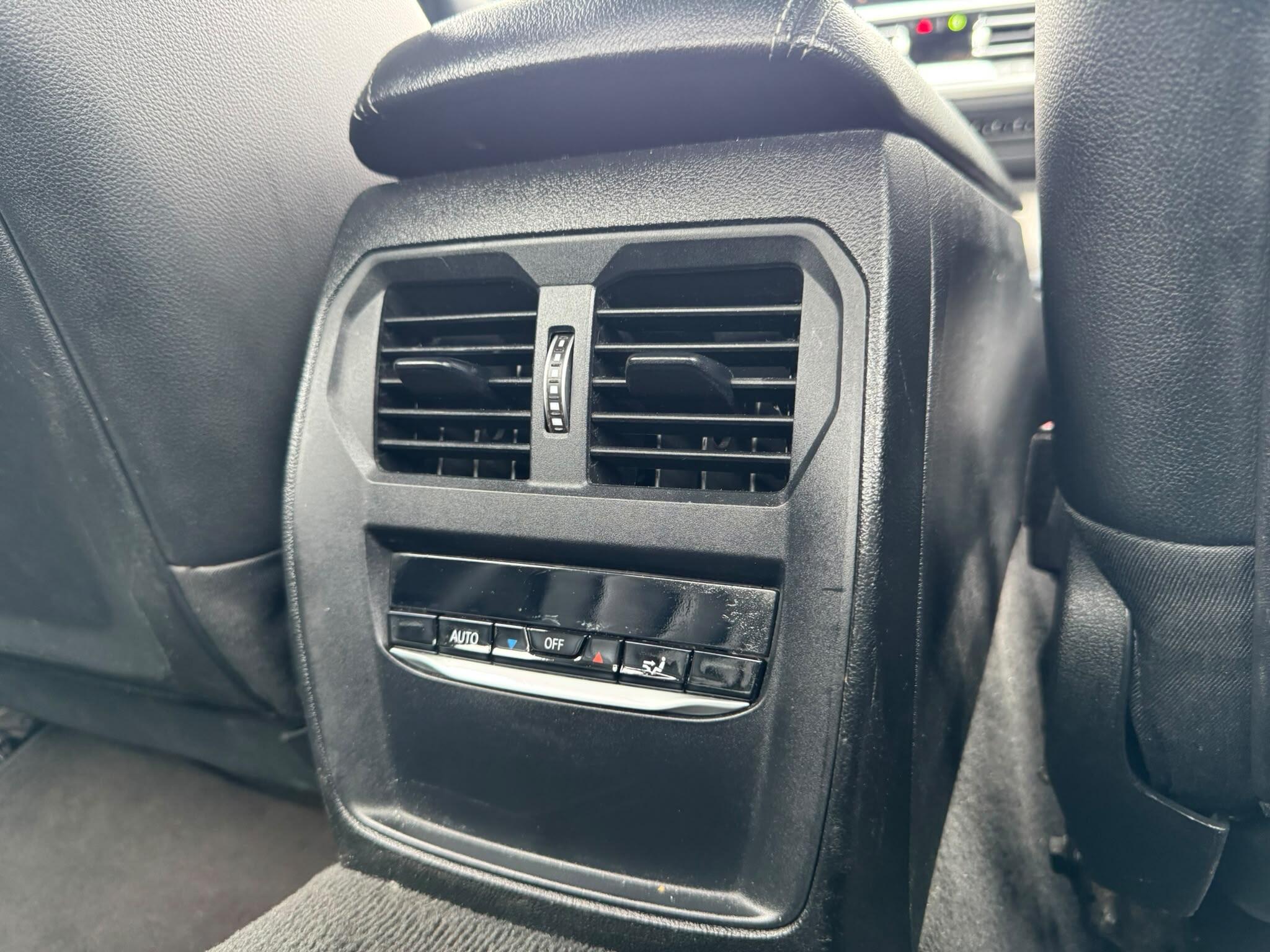 BMW 3 Series view 55