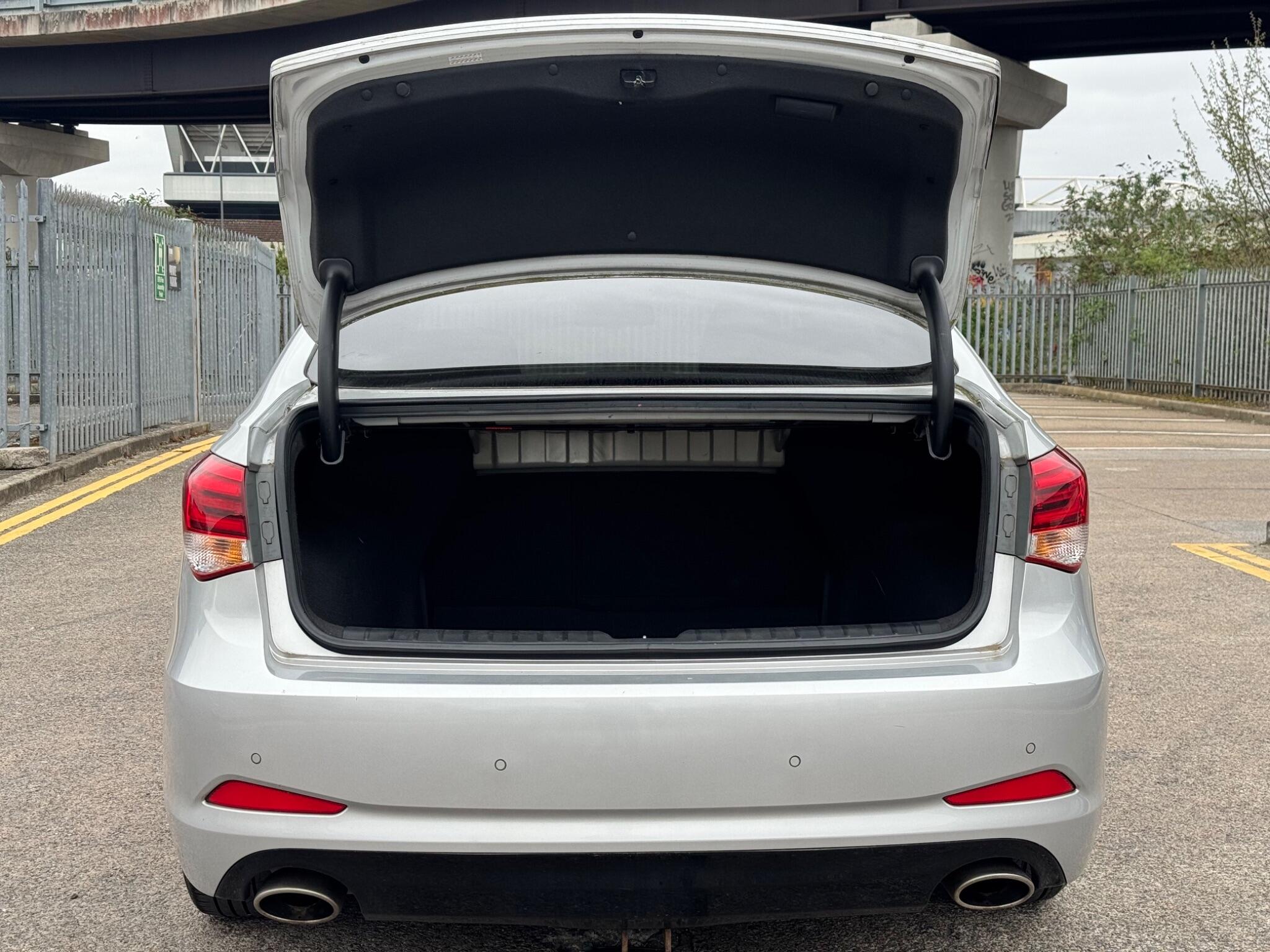 Hyundai i40 view 38