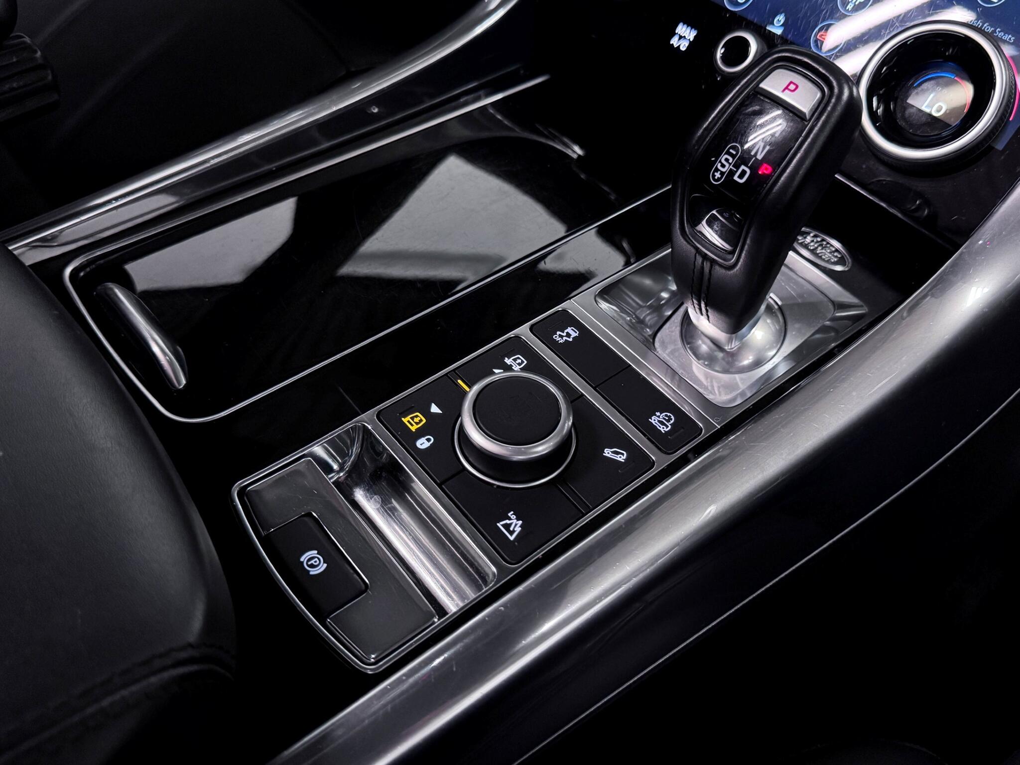 Land Rover Range Rover Sport view 39