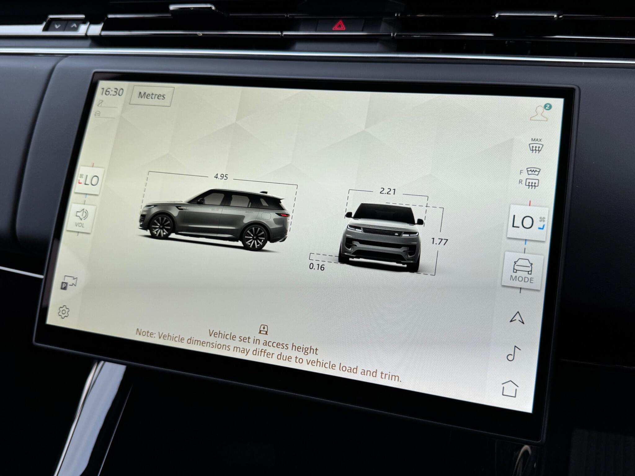 Land Rover Range Rover Sport view 37