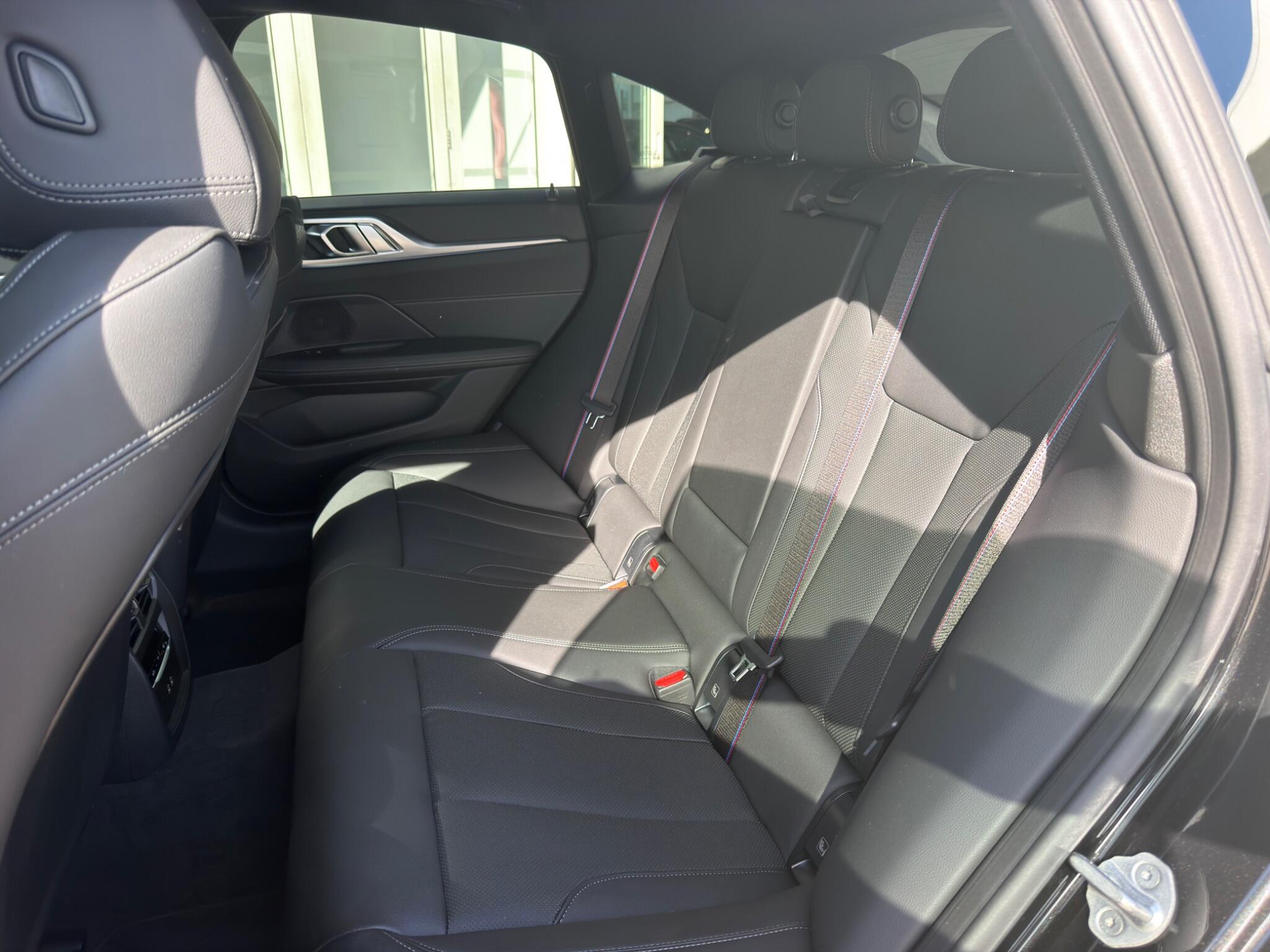 BMW I4 view 11