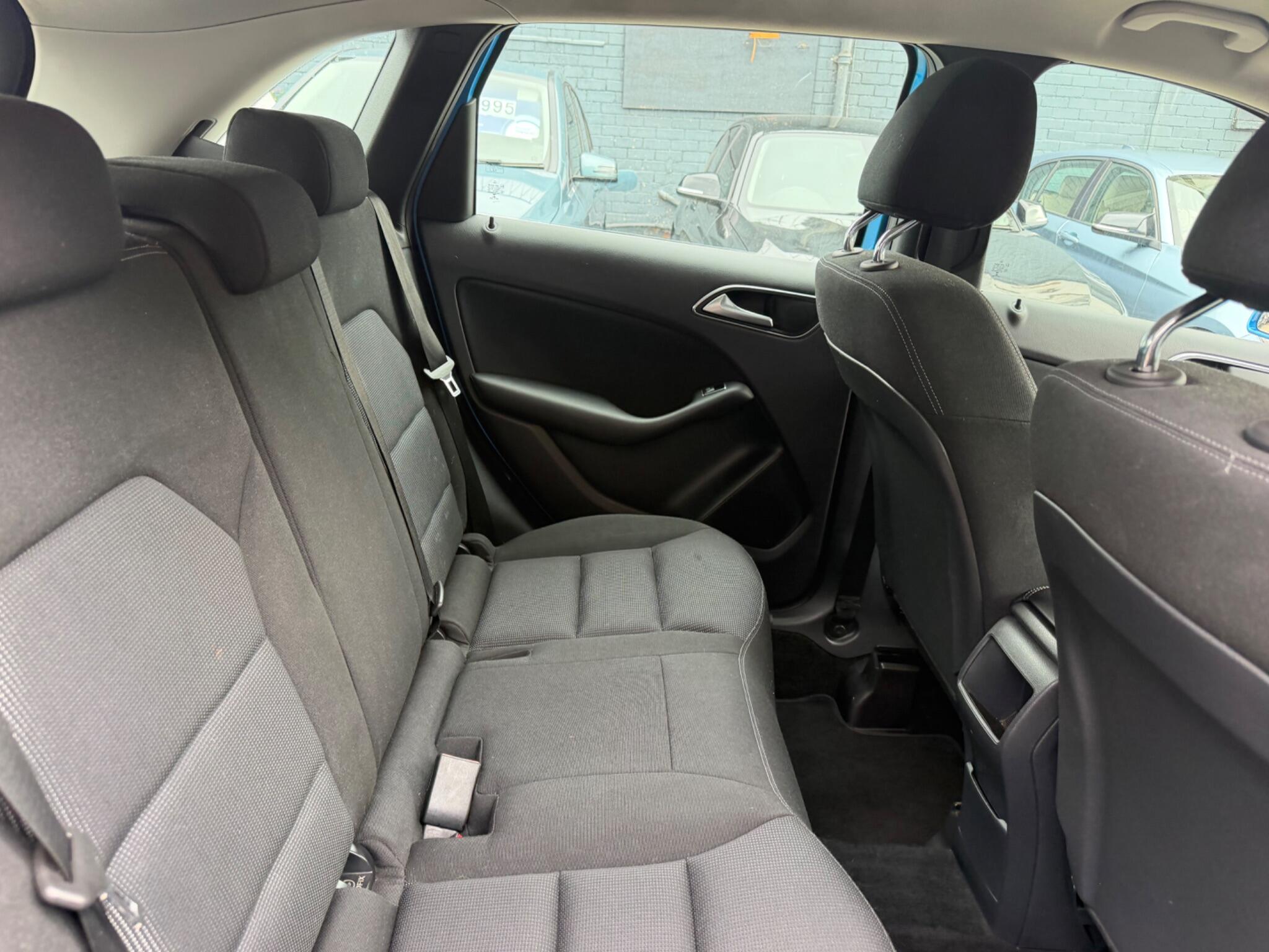 Mercedes-Benz B-Class view 19