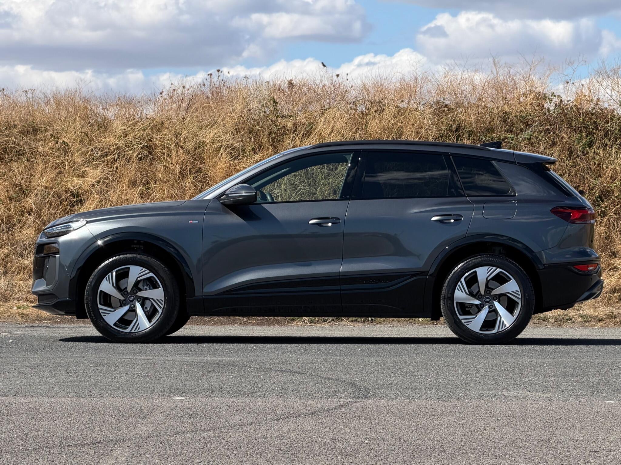 Audi E-Tron view 46