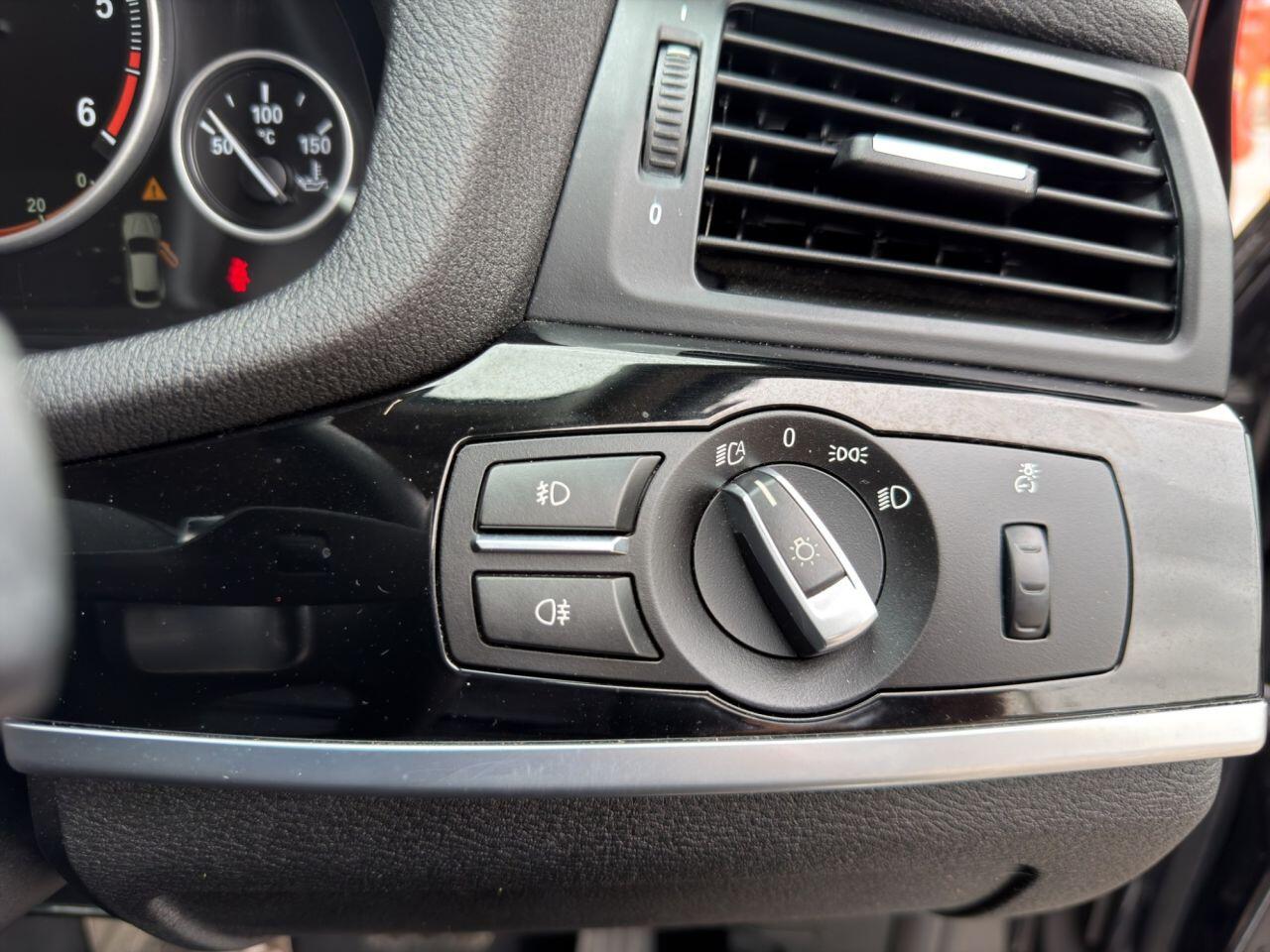 BMW X4 view 17