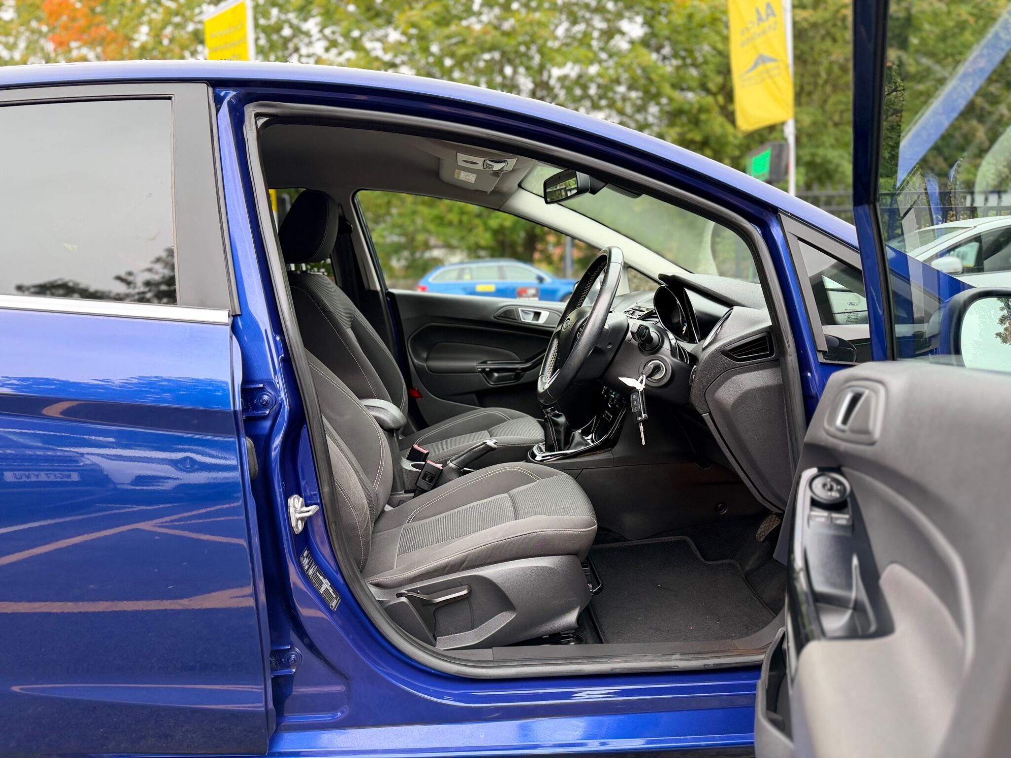 Ford Fiesta view 28