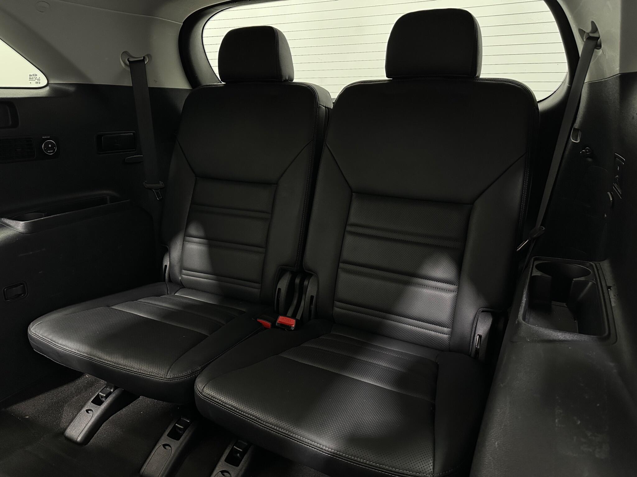 Kia Sorento view 45