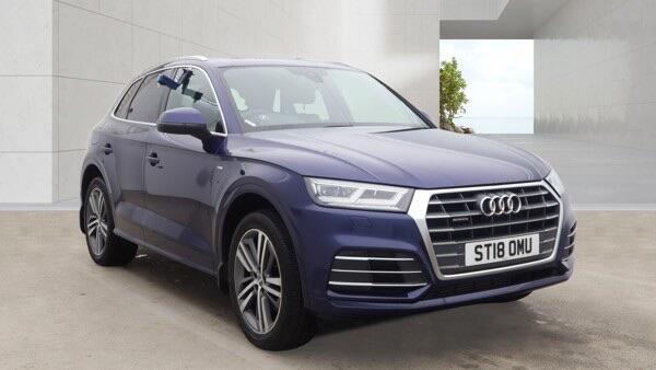 Audi Q5 view 5