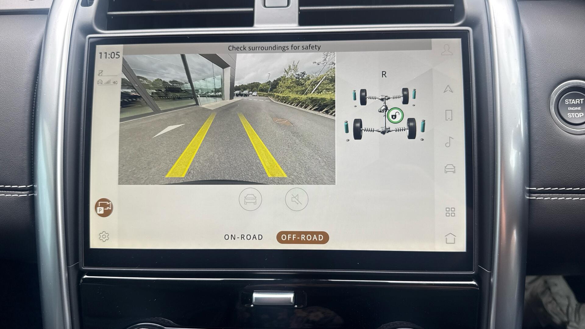 Land Rover Discovery view 42