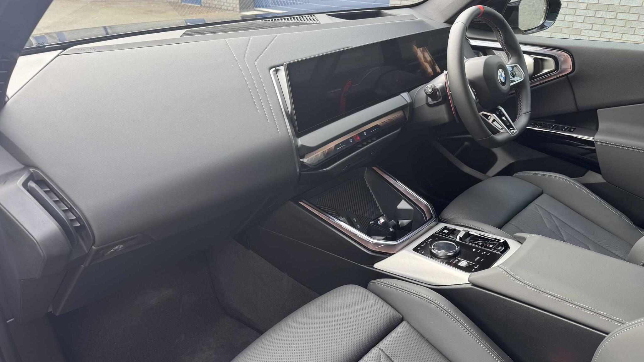 BMW X3 view 11