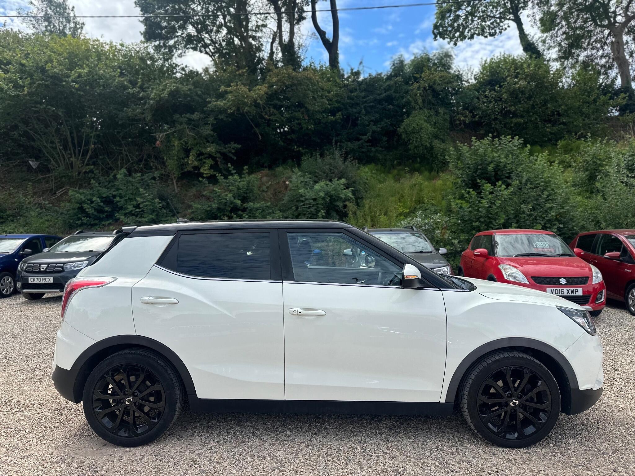 KGM Tivoli view 7