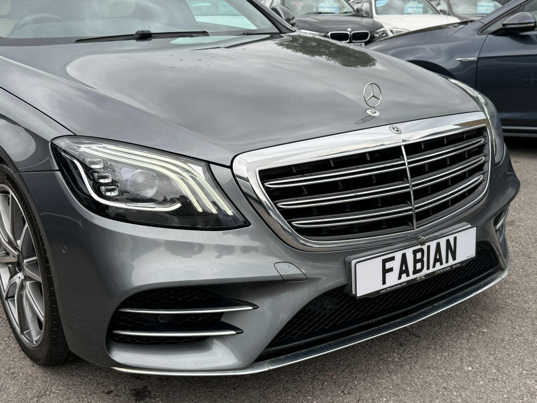 Mercedes-Benz S-Class view 7