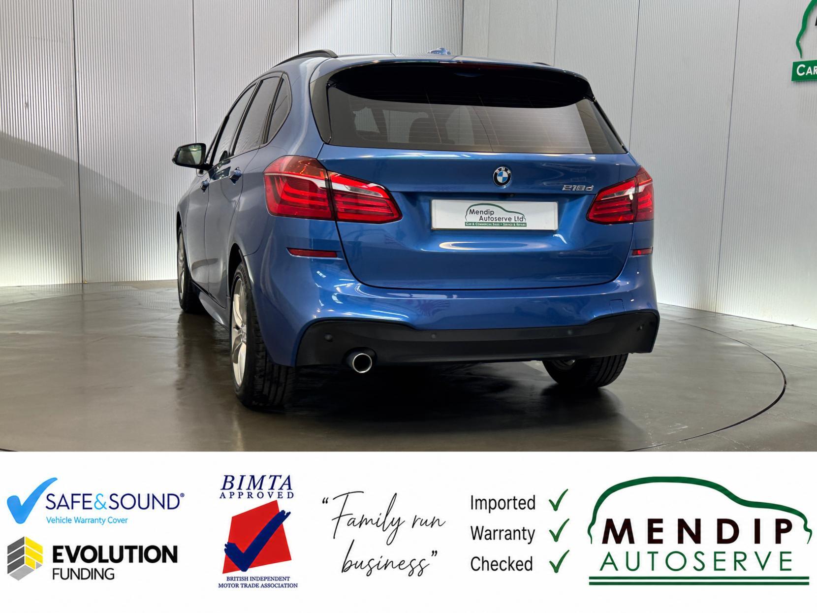 BMW 2 Series view 21