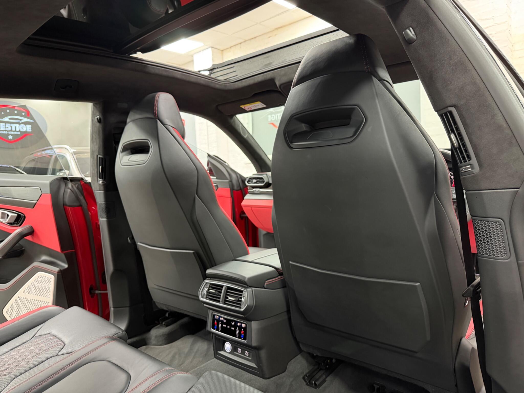 Lamborghini Urus view 22