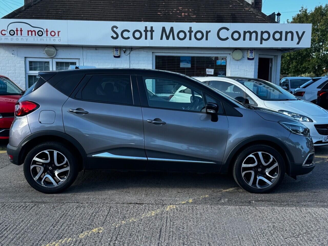 Renault Captur view 9