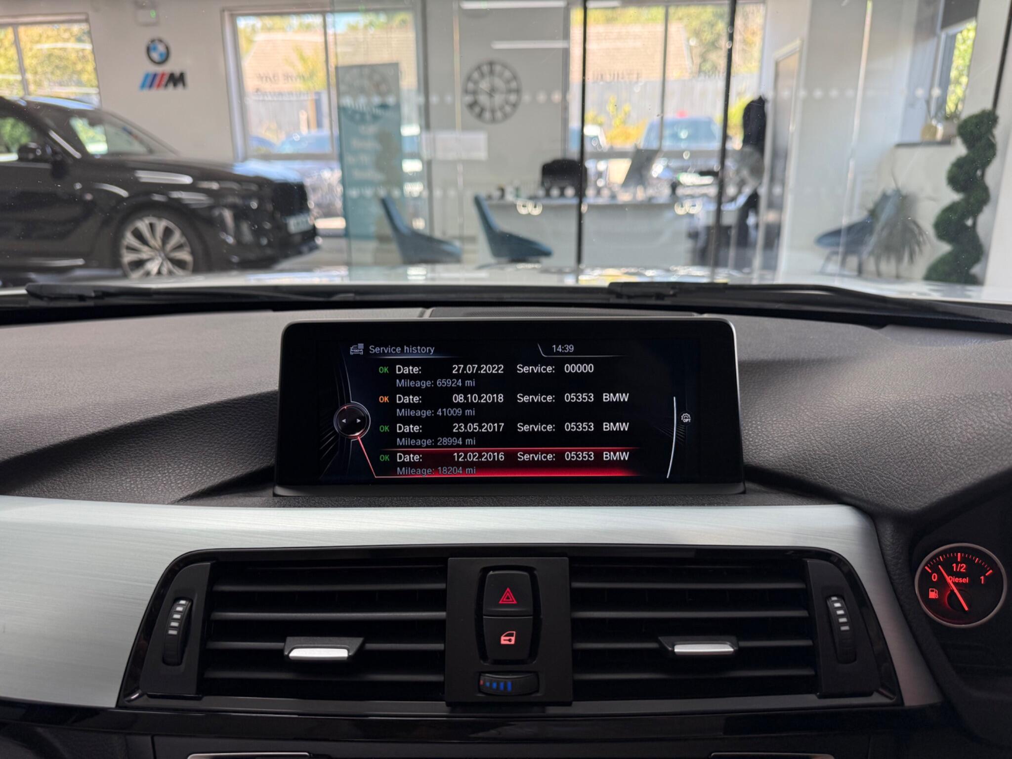BMW 3 Series view 7