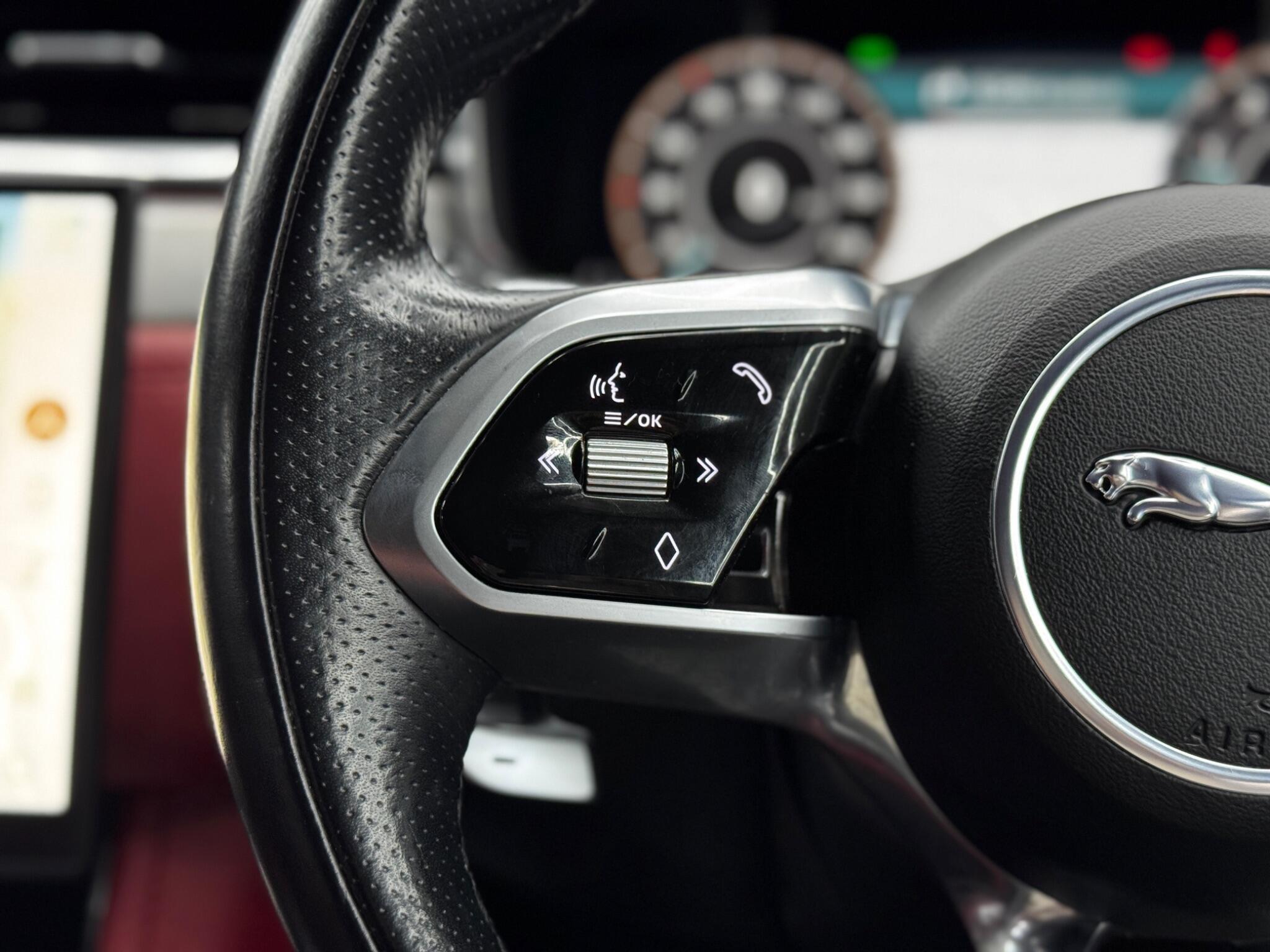 Jaguar F-Pace view 20