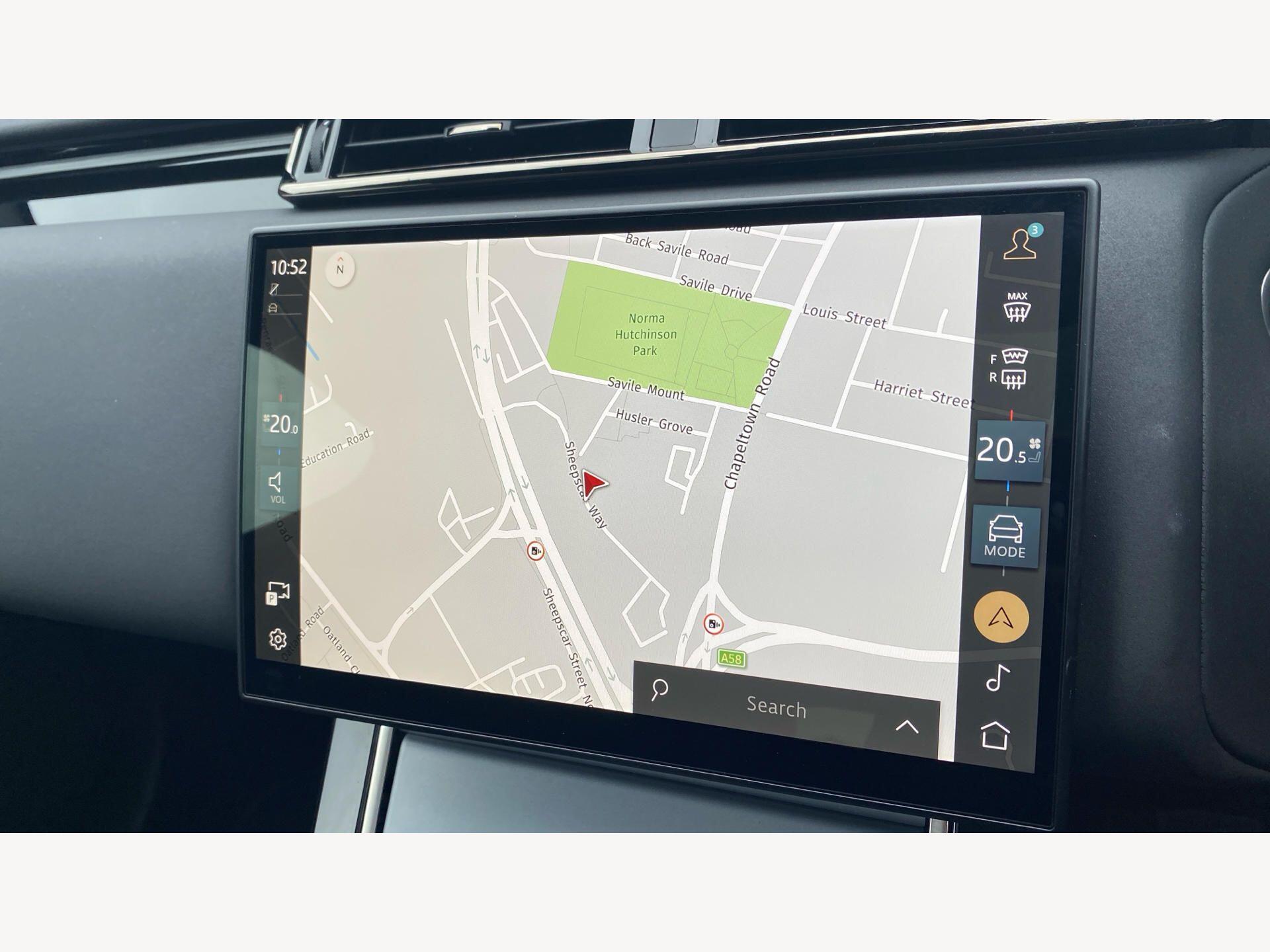 Land Rover Range Rover Velar view 13