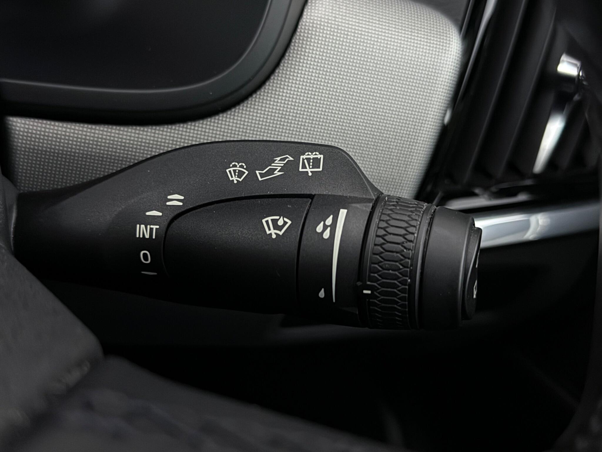 Volvo V90 view 19