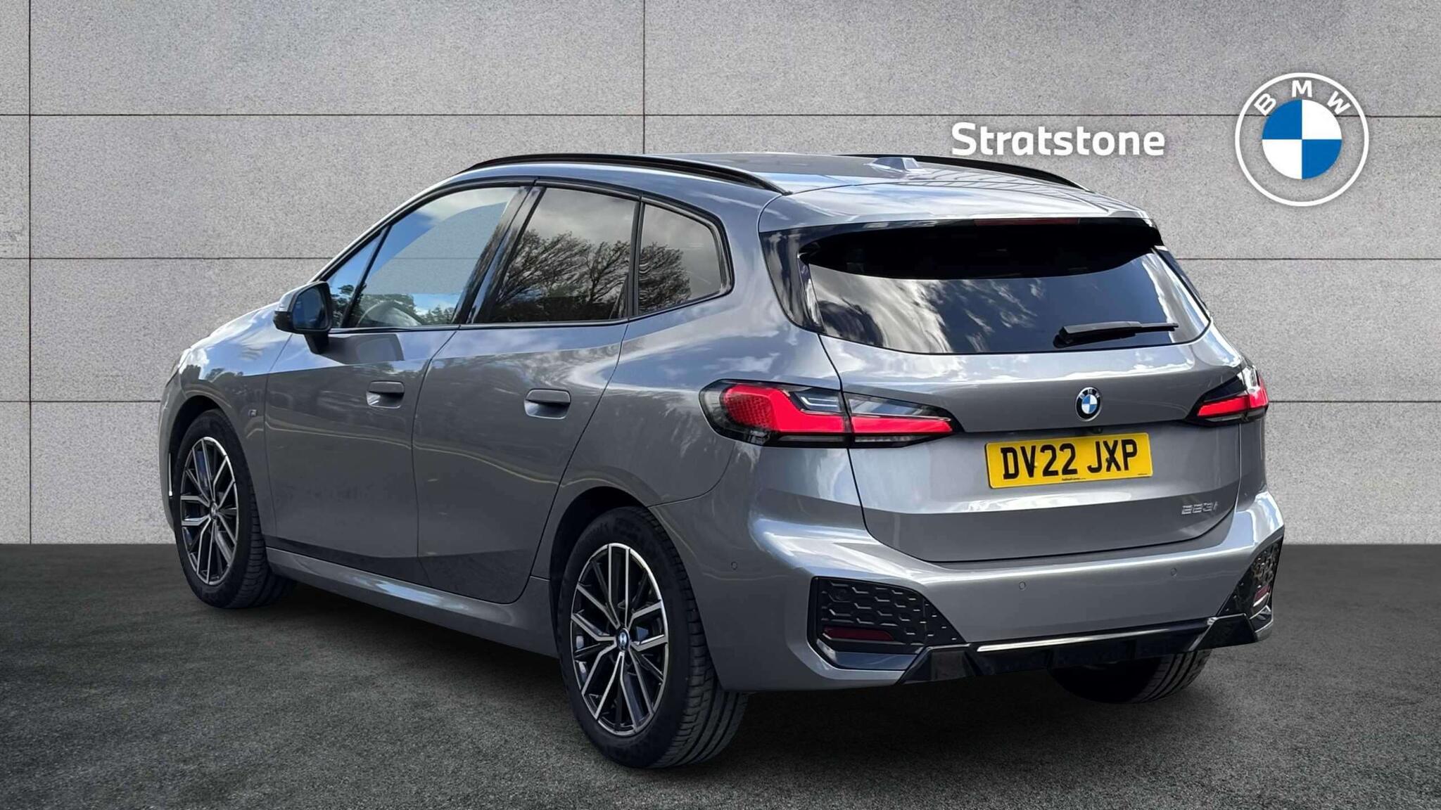 BMW 2 Series view 2