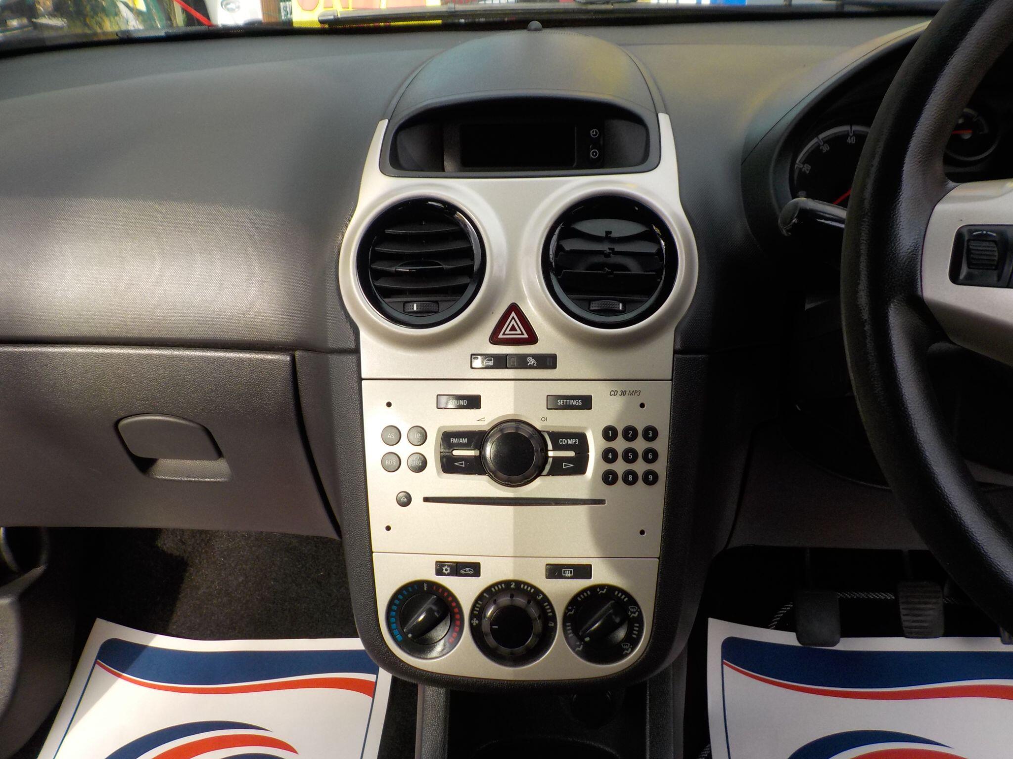 Vauxhall Corsa 1.0i 12v Active 5dr