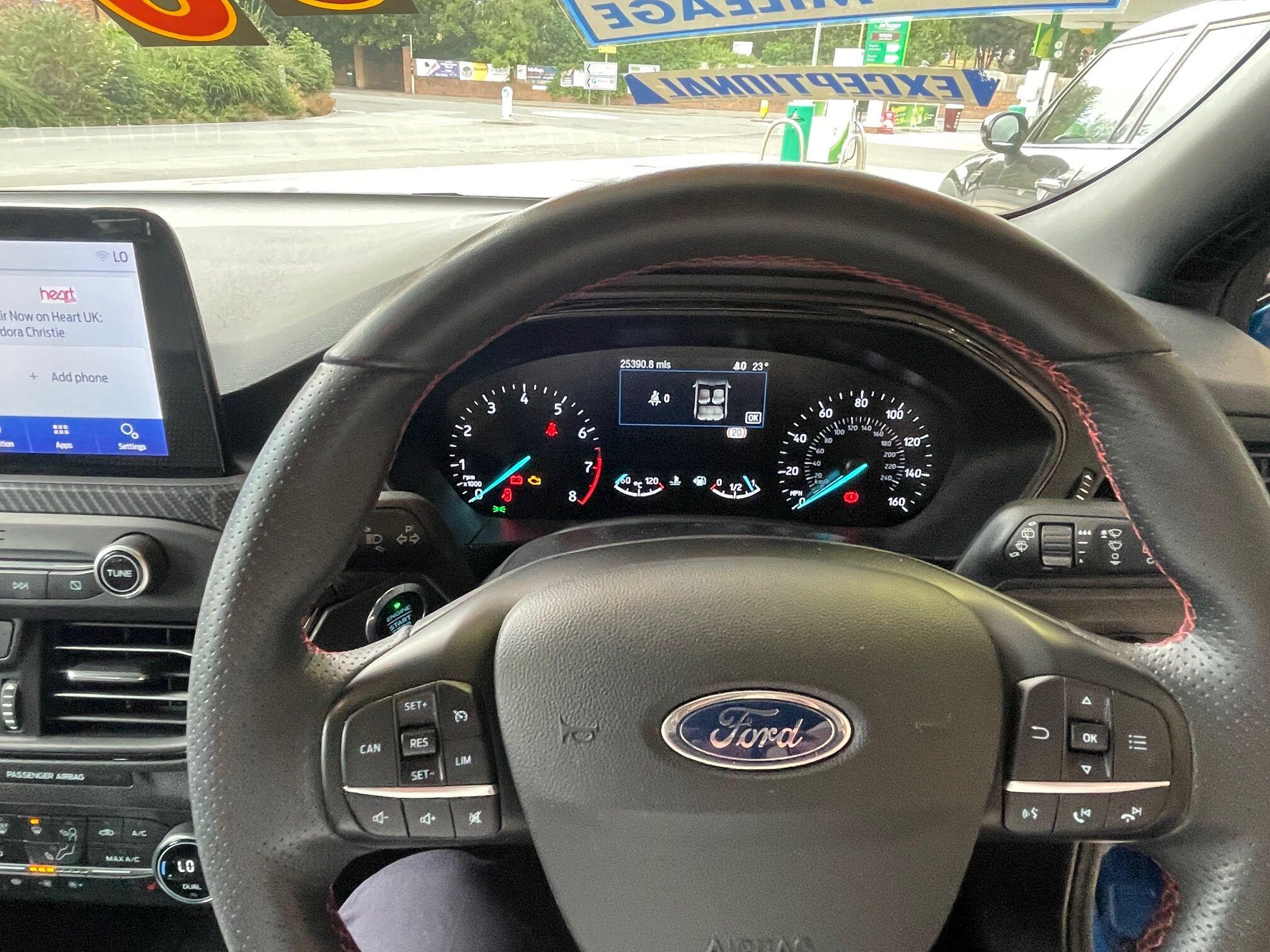 2019 Ford Focus 1.0T EcoBoost ST-Line X Euro 6 (s/s) 5dr • 25,930 miles image 11