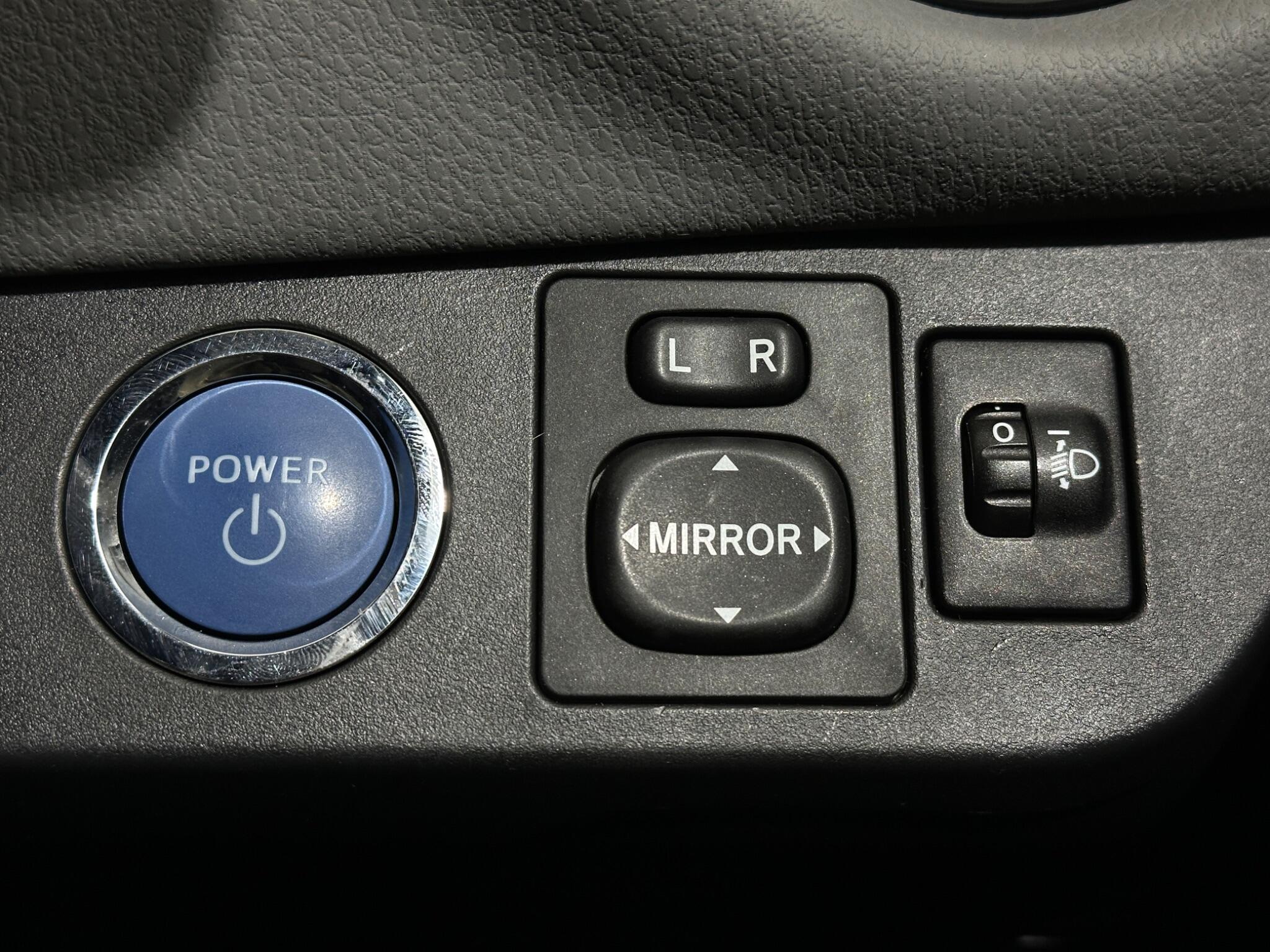 Toyota Yaris view 18
