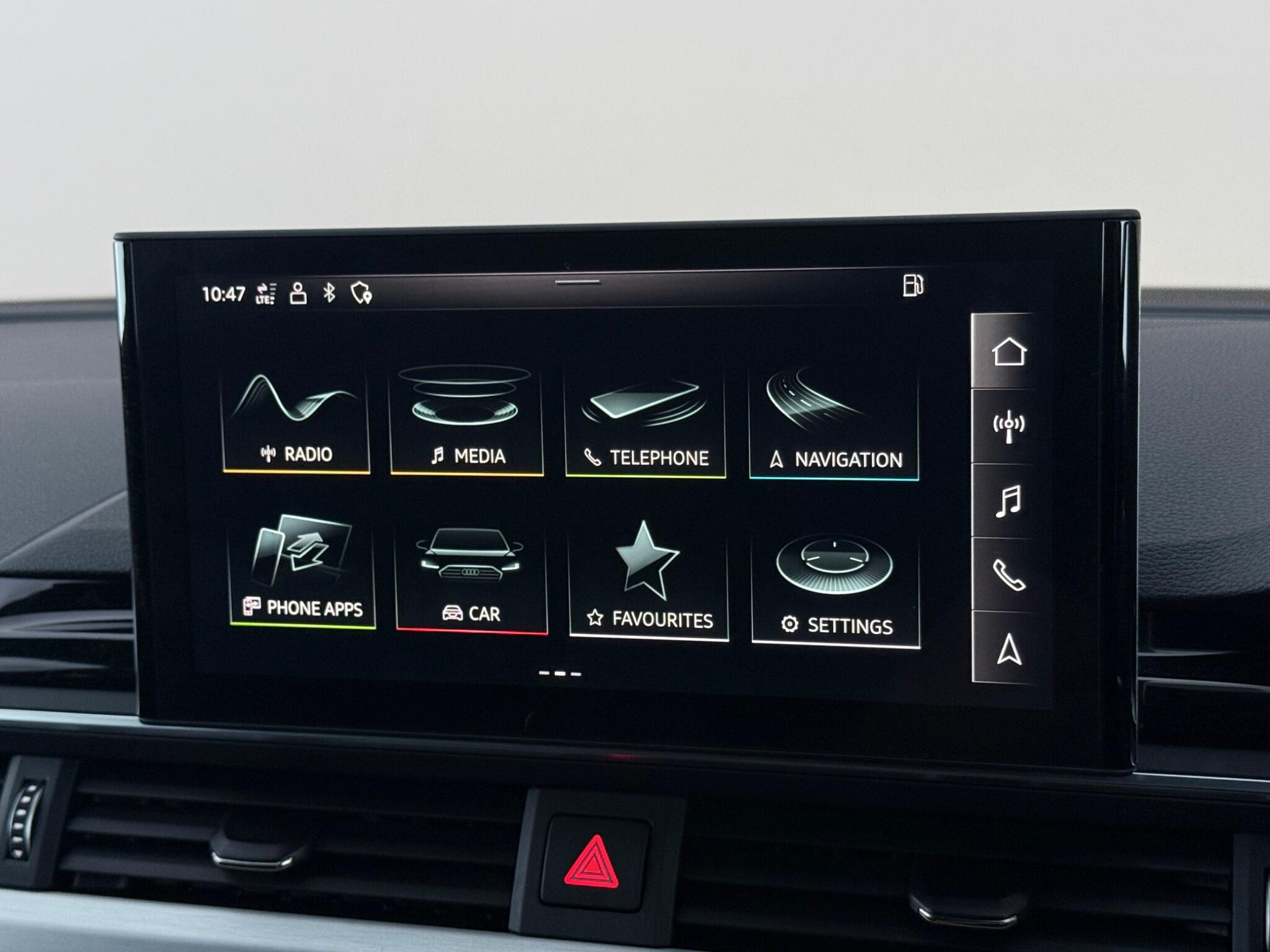Audi A4 view 17