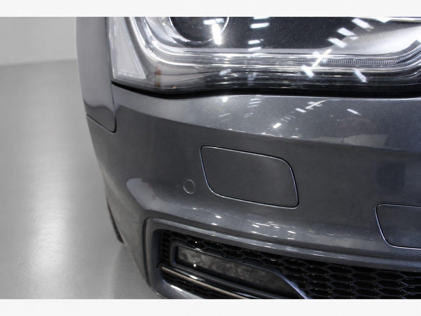 Audi A4 view 17
